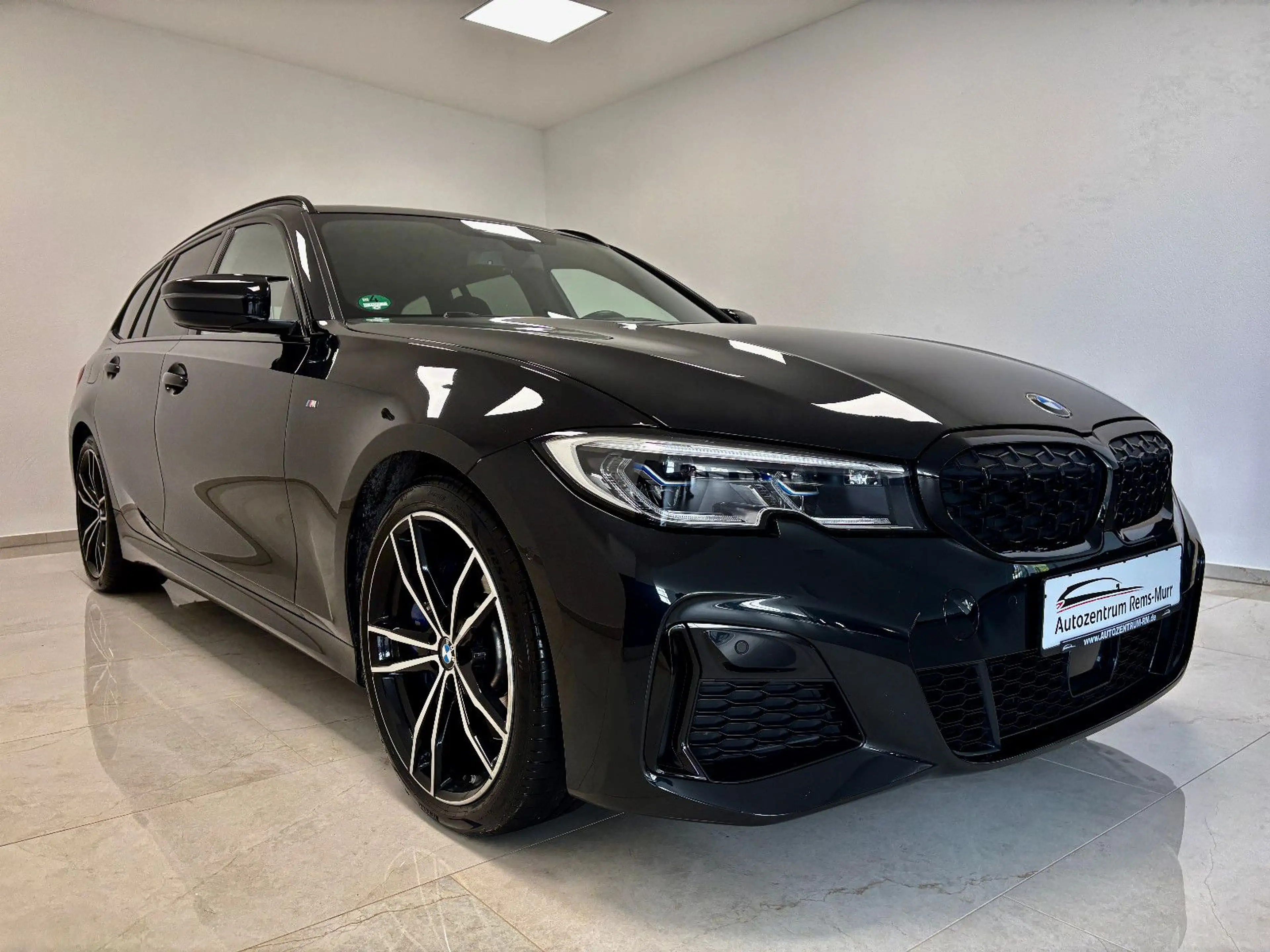 BMW 340 Touring  xDrive *PANO*8-FACH* HEAD-UP* — photo 8