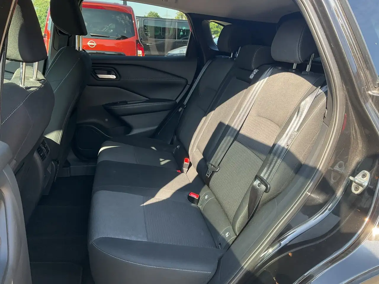Nissan Qashqai 1.3 DIG-T - N-Connecta Winter 12