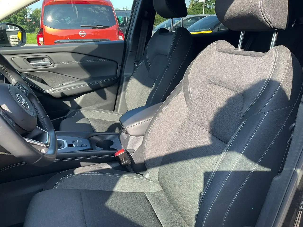 Nissan Qashqai 1.3 DIG-T - N-Connecta Winter 13