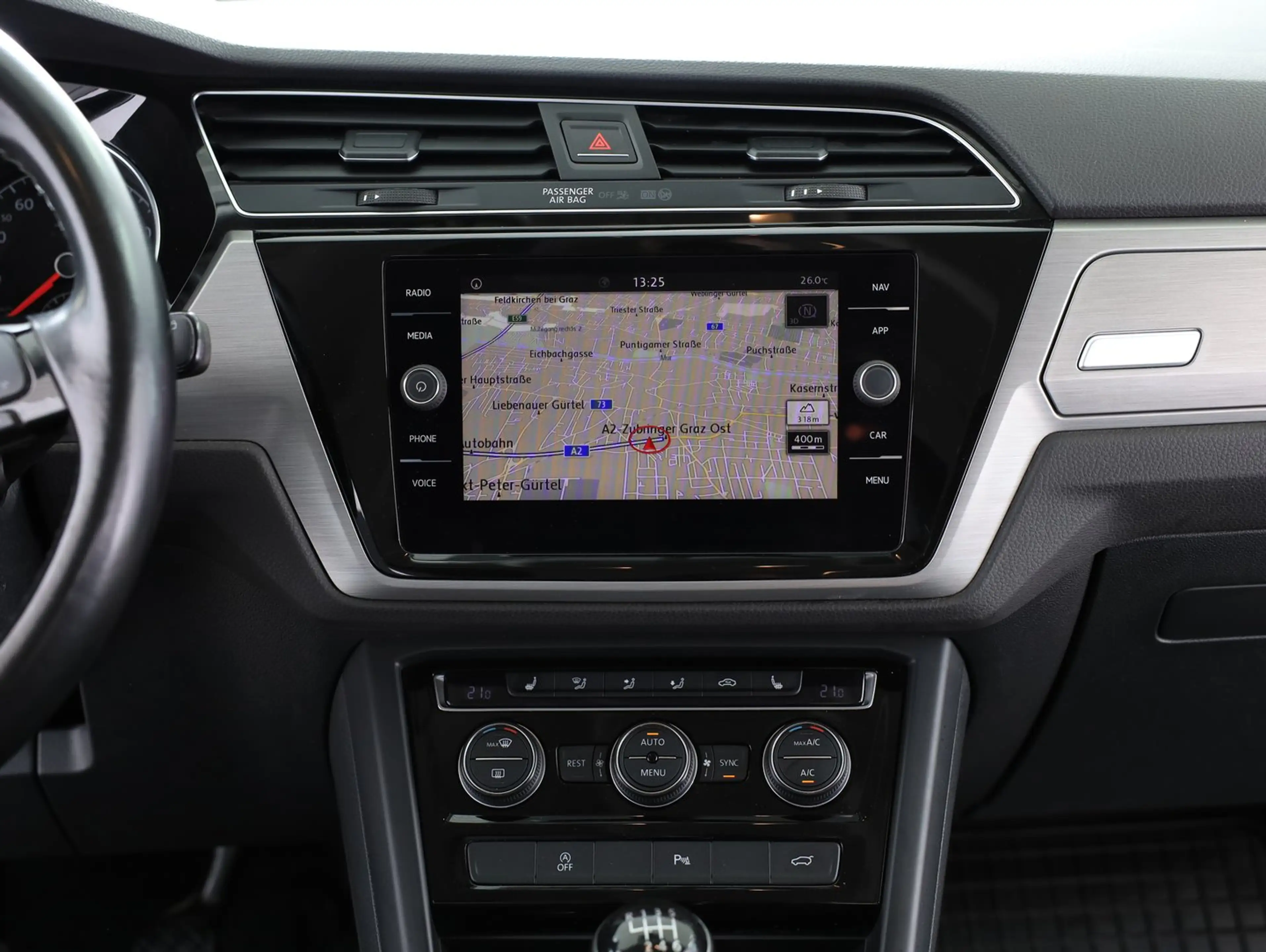 Volkswagen Touran Comfortline TDI SCR — photo 14