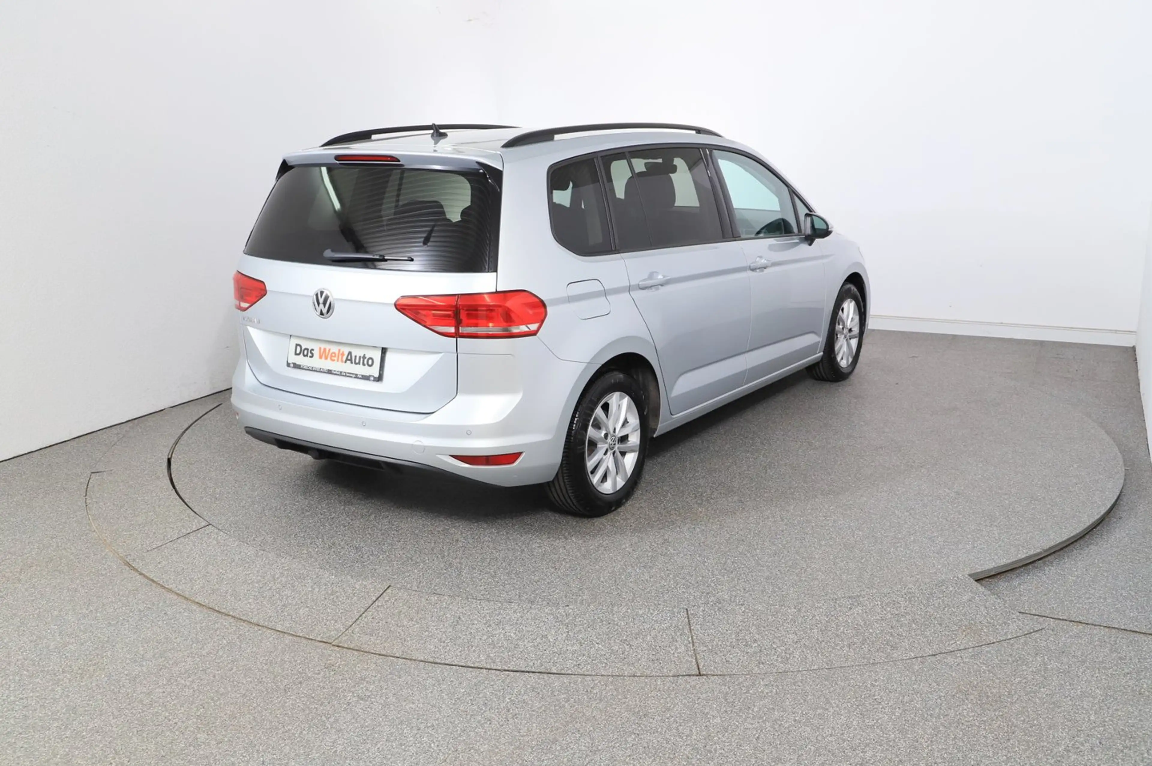 Volkswagen Touran Comfortline TDI SCR — photo 5