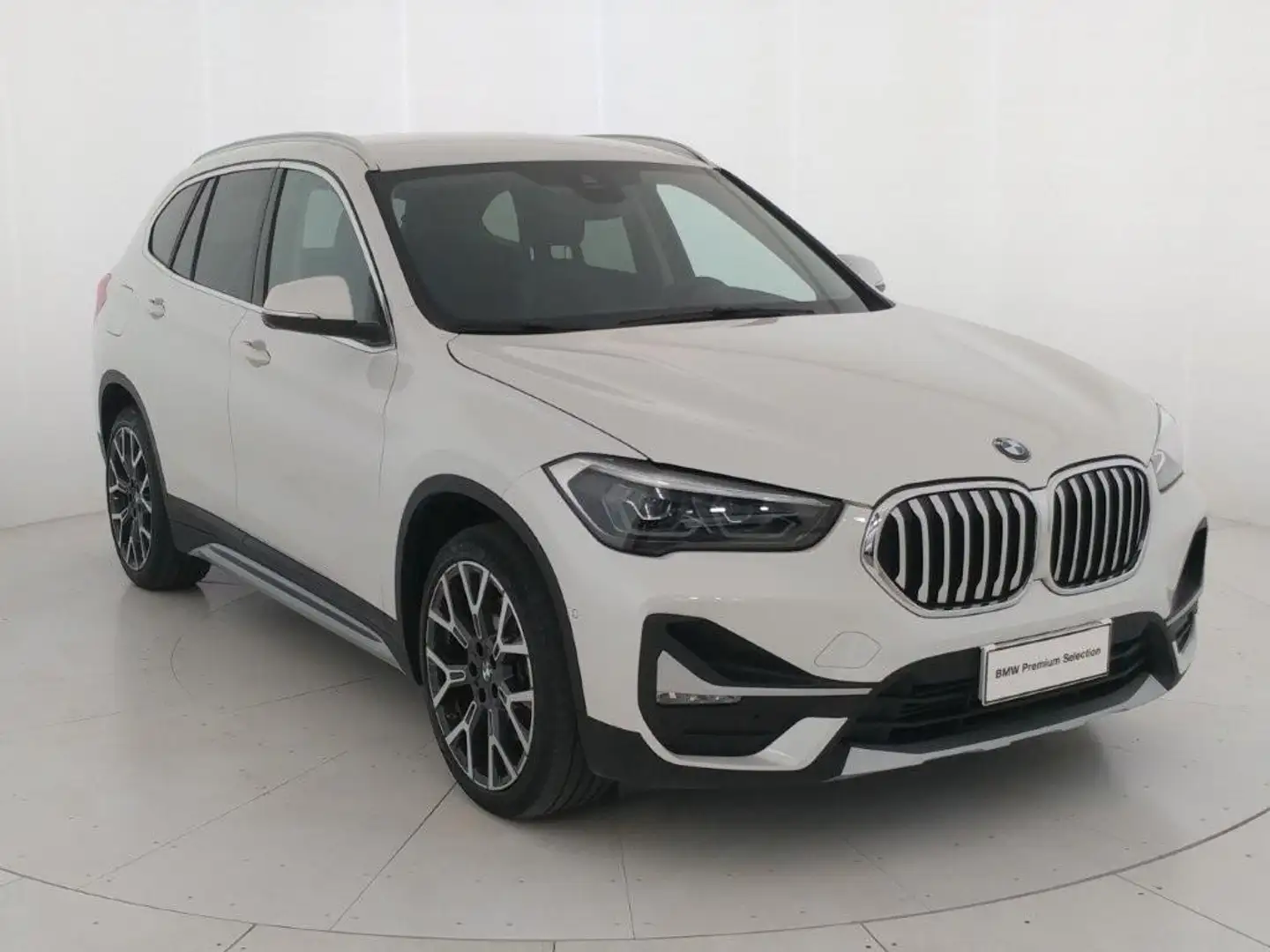 BMW X1 xdrive25e xLine auto Bianco - 2