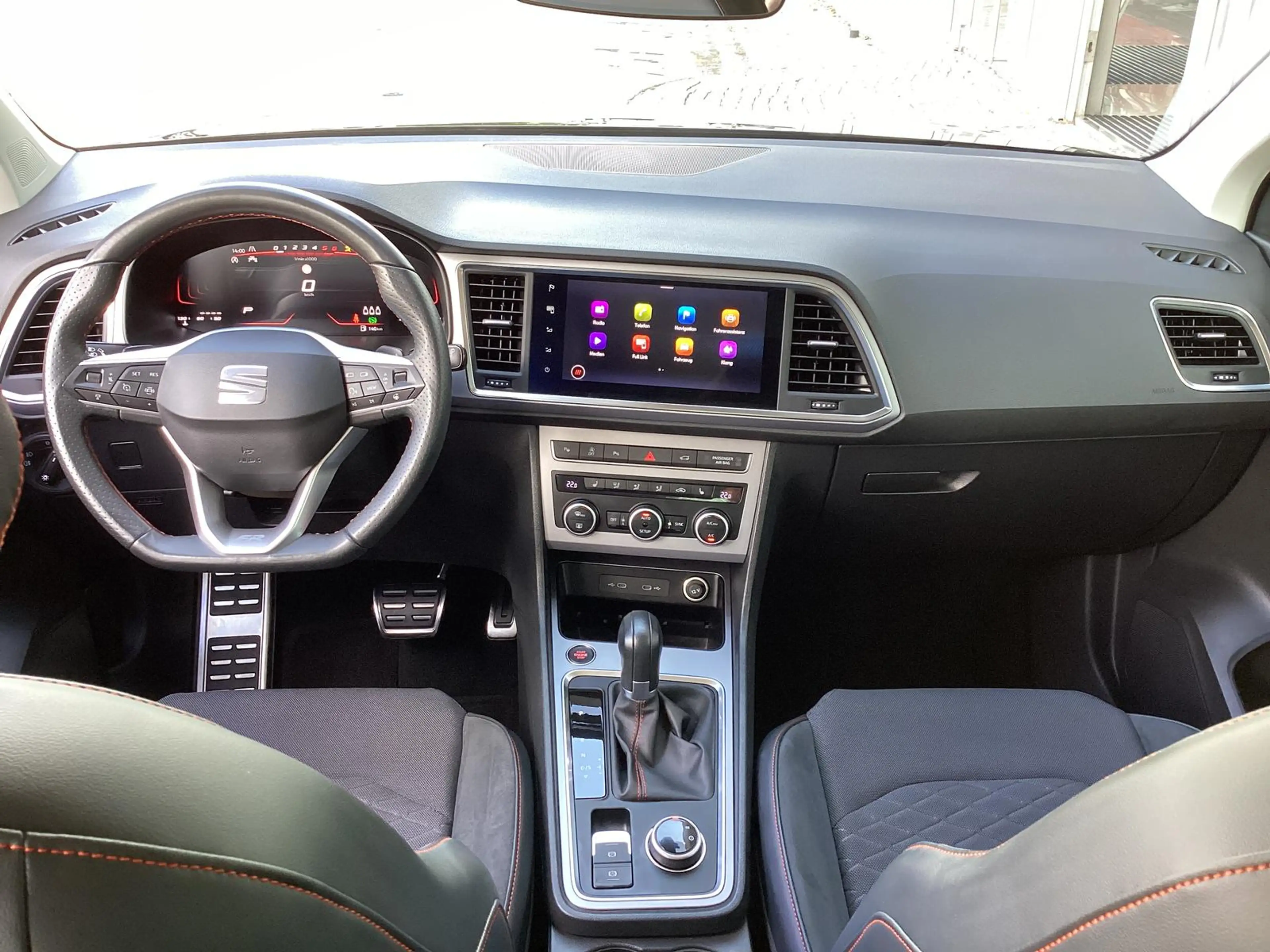 SEAT Ateca 2.0 TDI DSG FR/App/SHZ/LED/Kamera/ACC/Navi — photo 6