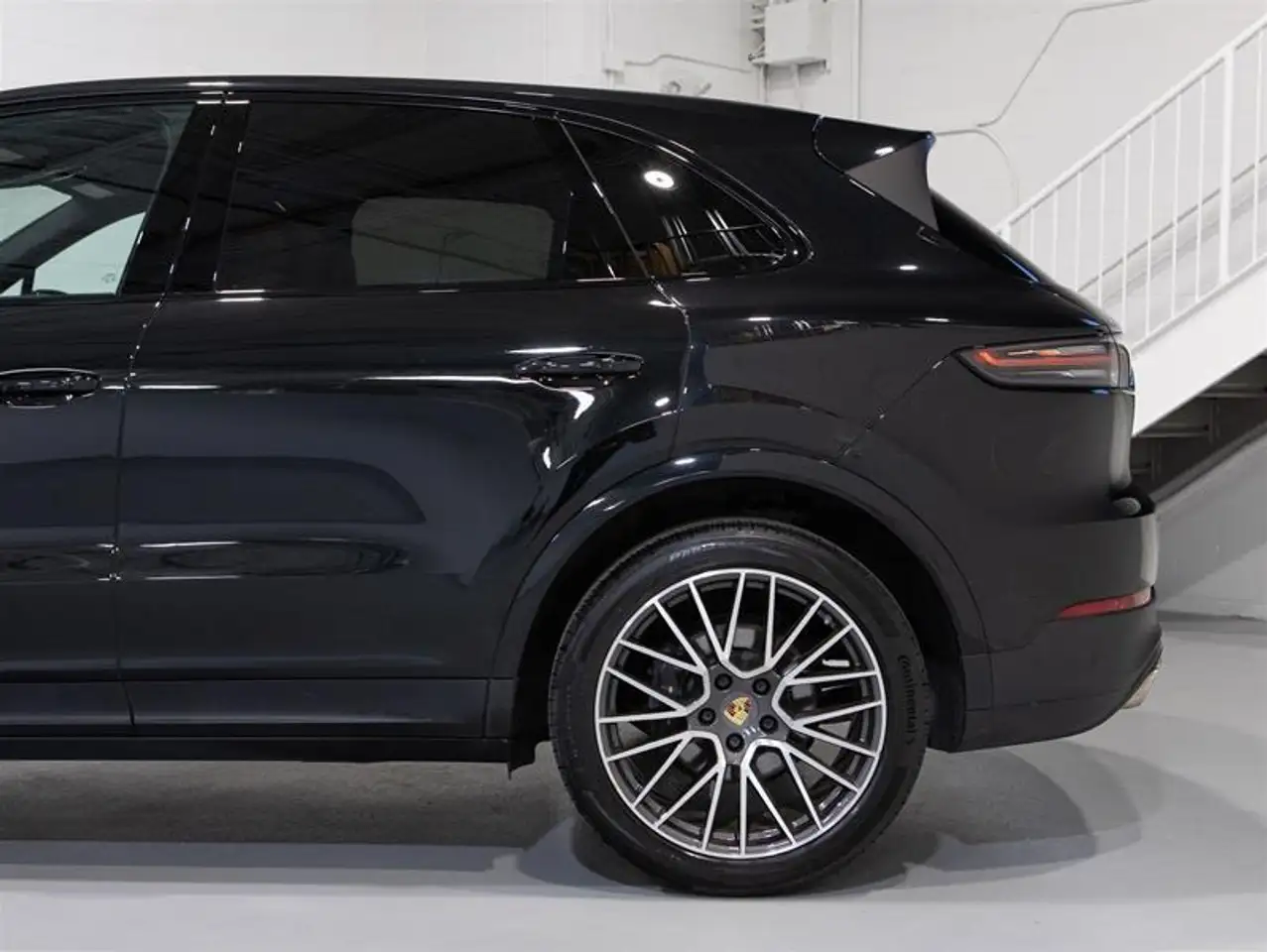 Porsche Cayenne снимка Porsche Cayenne