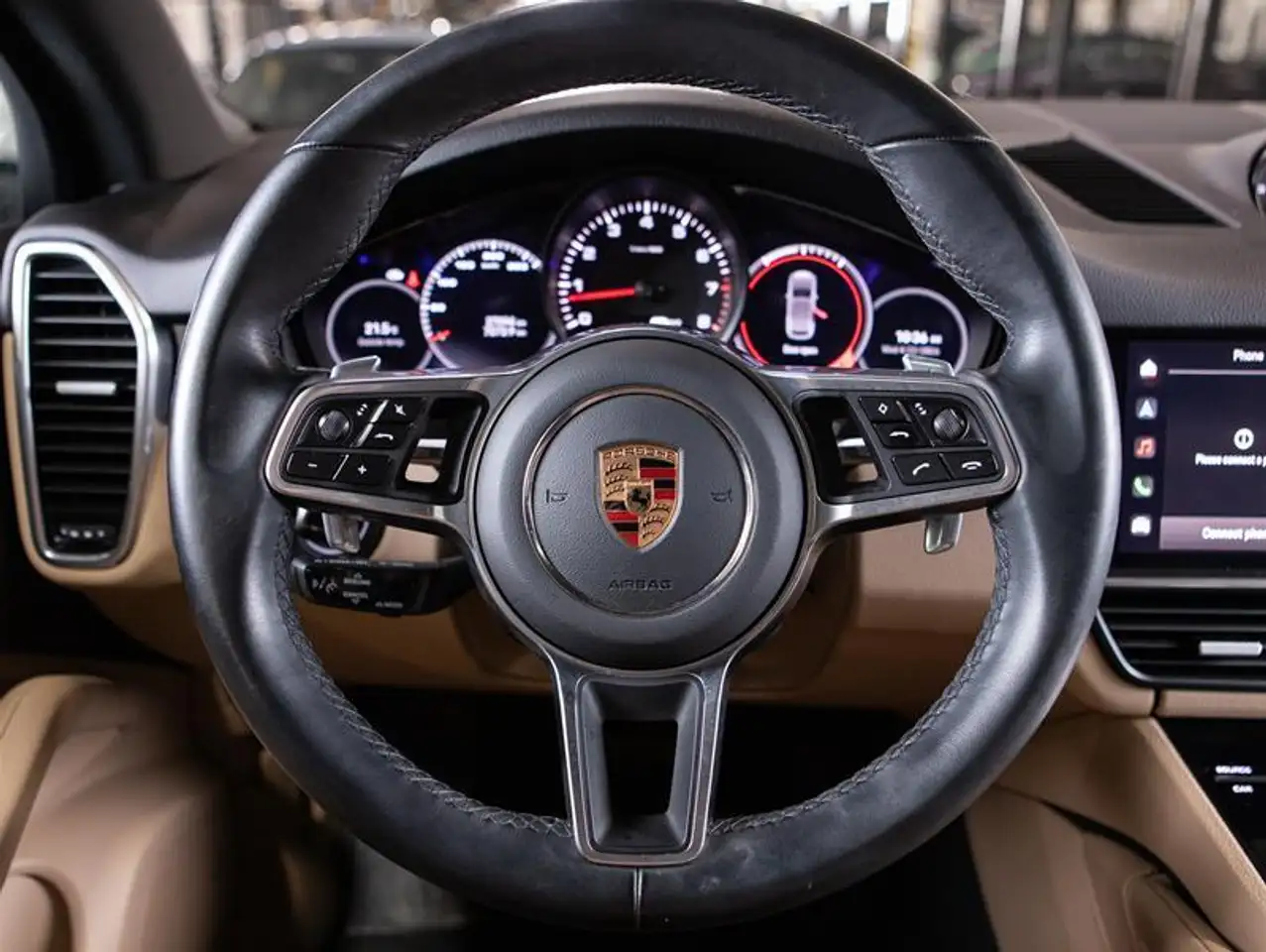Porsche Cayenne снимка Porsche Cayenne