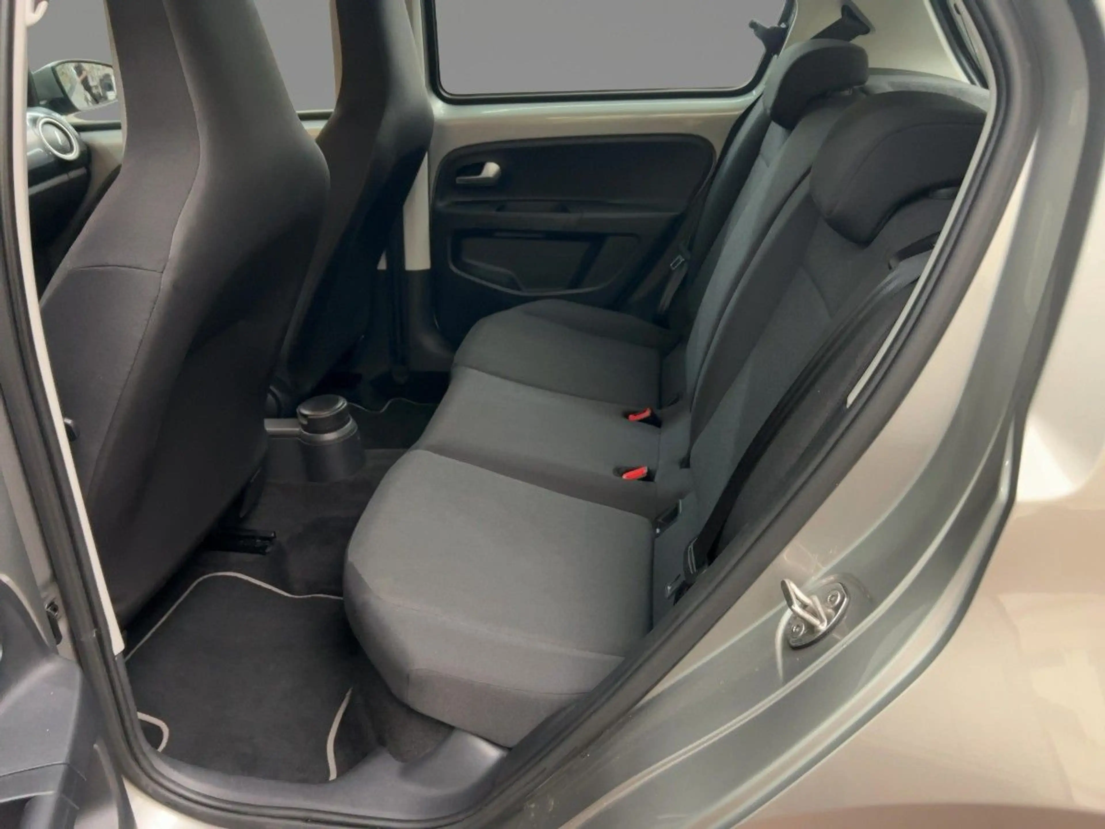 Volkswagen e-up! move up! DAB+ REAR VIEW SITZH CCS COM.PHONE — photo 10