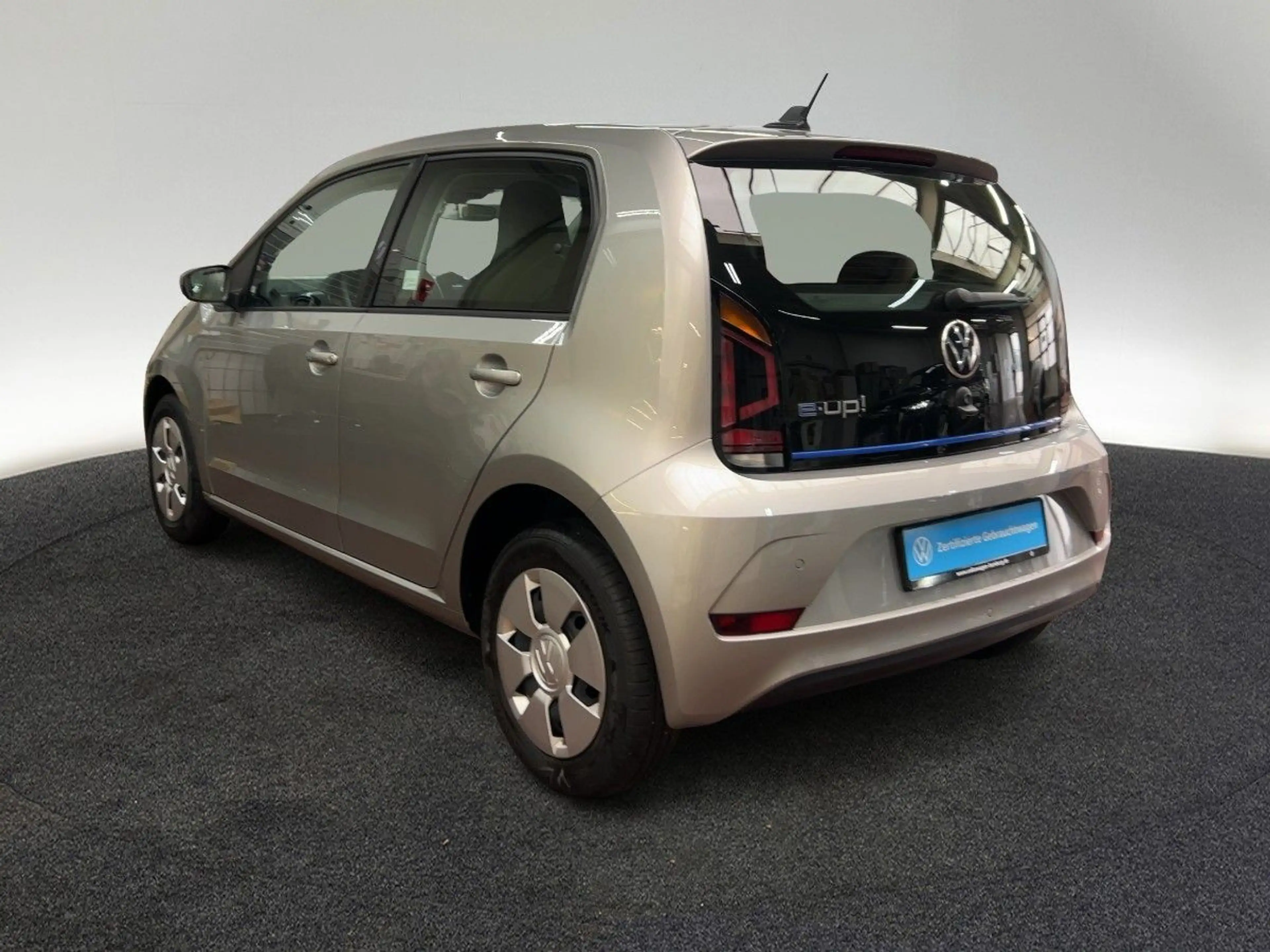 Volkswagen e-up! move up! DAB+ REAR VIEW SITZH CCS COM.PHONE — photo 3