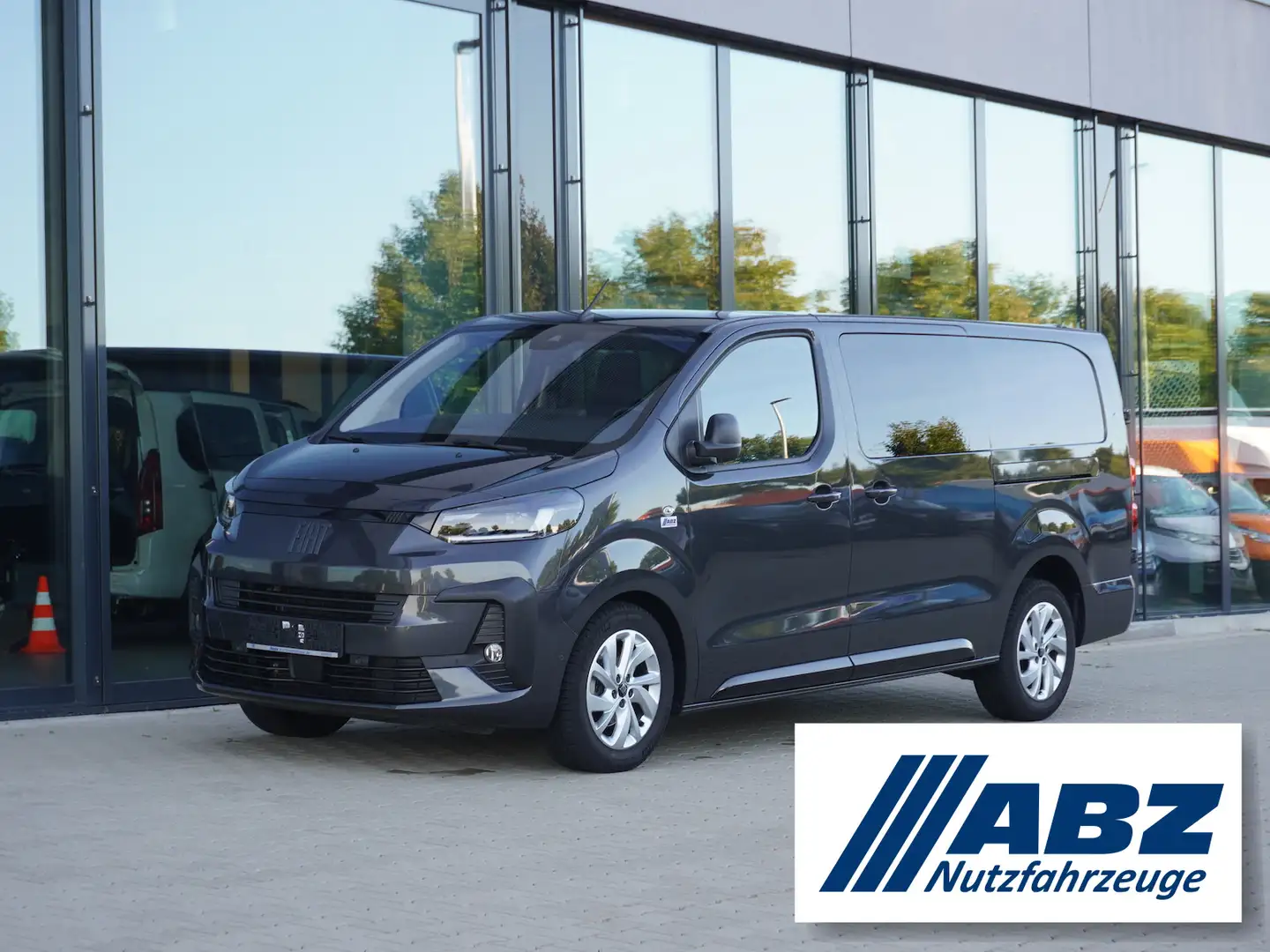 Fiat Scudo MultiCab L3 180 AT/ Vollausstattung + AHK Grigio - 1