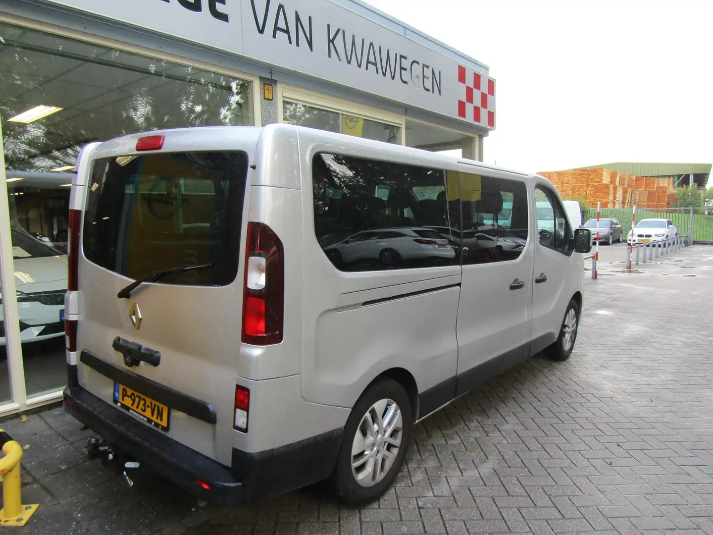 Renault Trafic 9 PERSOONS BUS L2 NAVI L.M. BLUET. TREKH. Grijs - 2