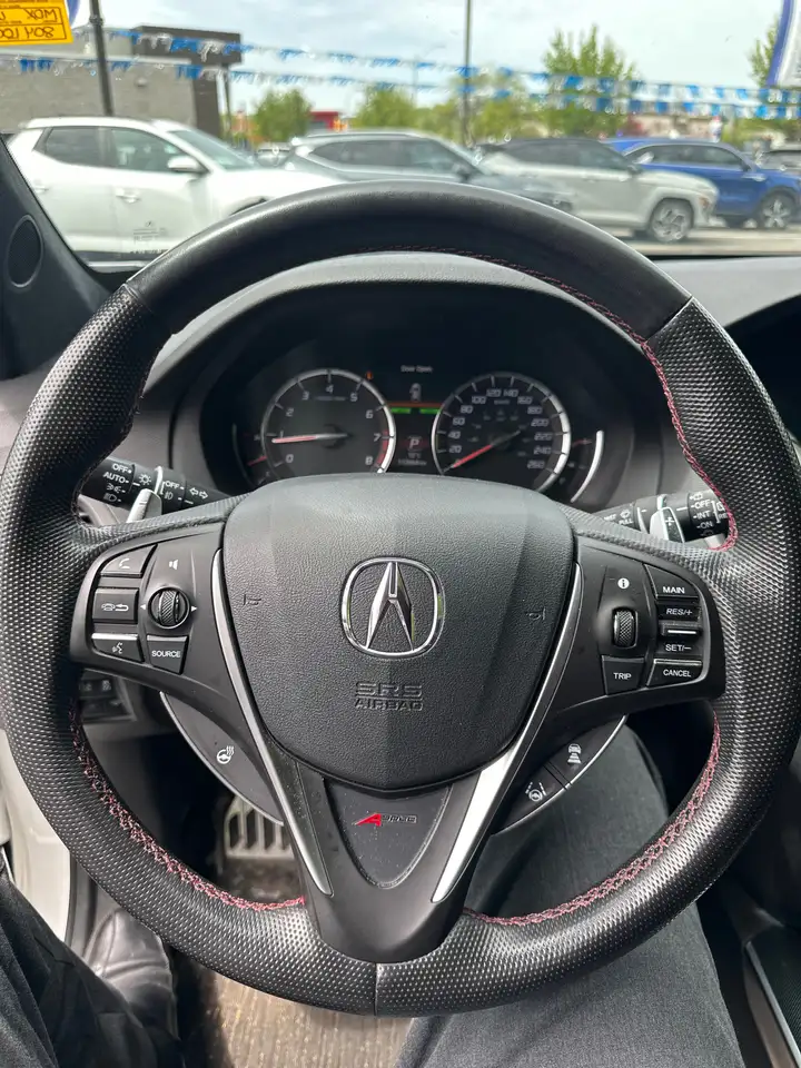 Acura MDX снимка Acura MDX
