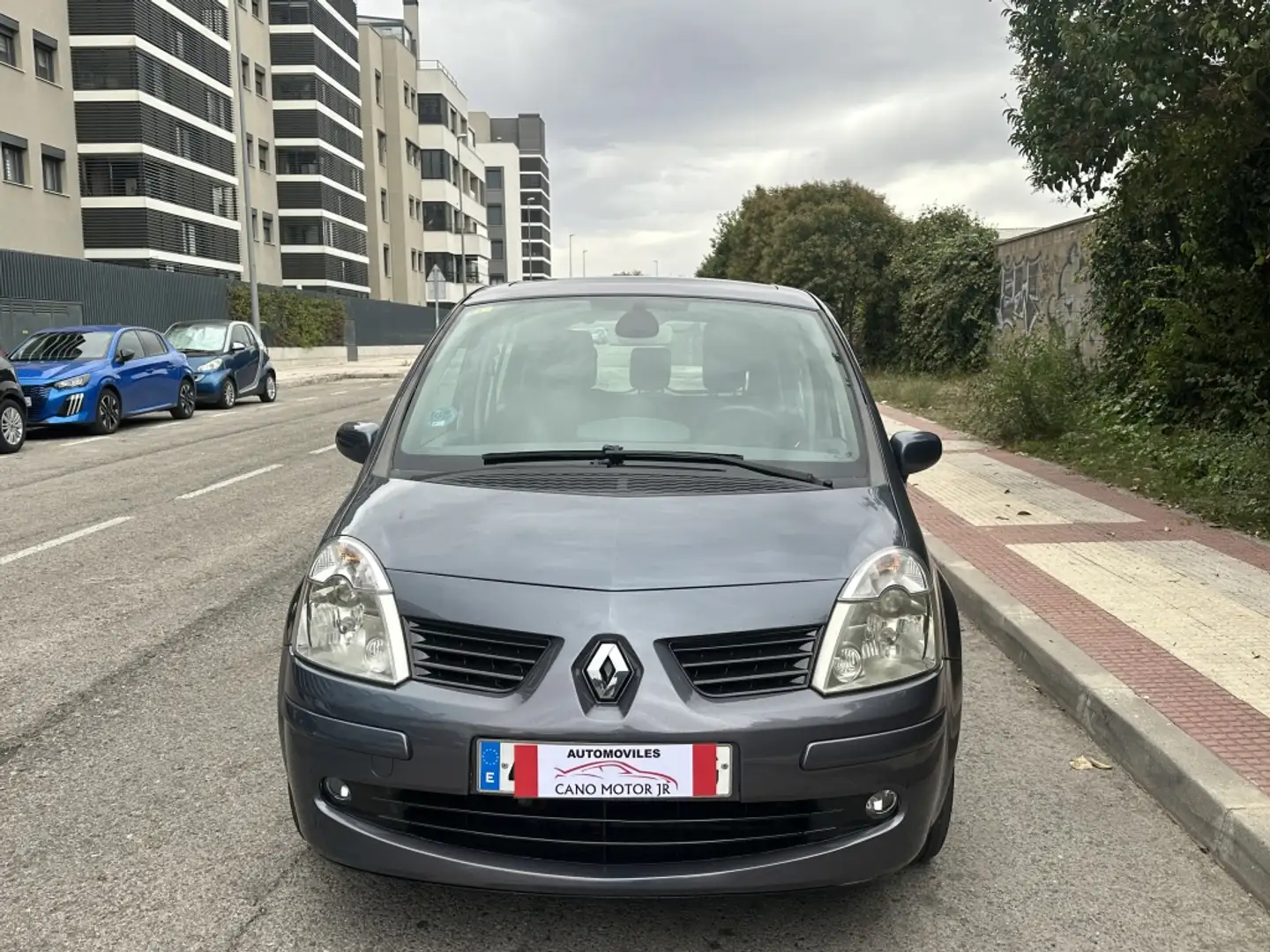 Renault Modus 1.2 16v Expression eco2 Gris - 2