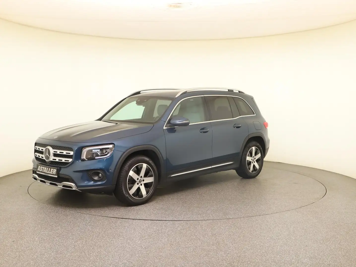 Mercedes-Benz GLB 220 d 4M Progressive LED+AHK+Distr+StHzg+18" Bleu - 2