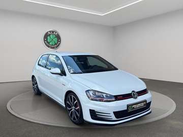Golf 2.0 TSI 230 BlueMotion Tech GTI Performance