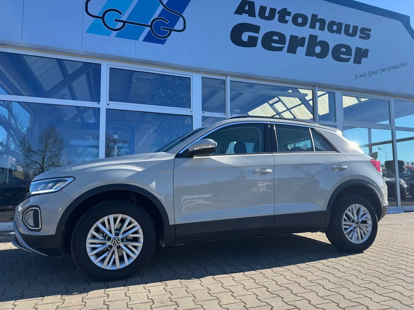 Volkswagen T-Roc 1.5 TSI Style LED ACC Standheizung App Connect Grau - 1