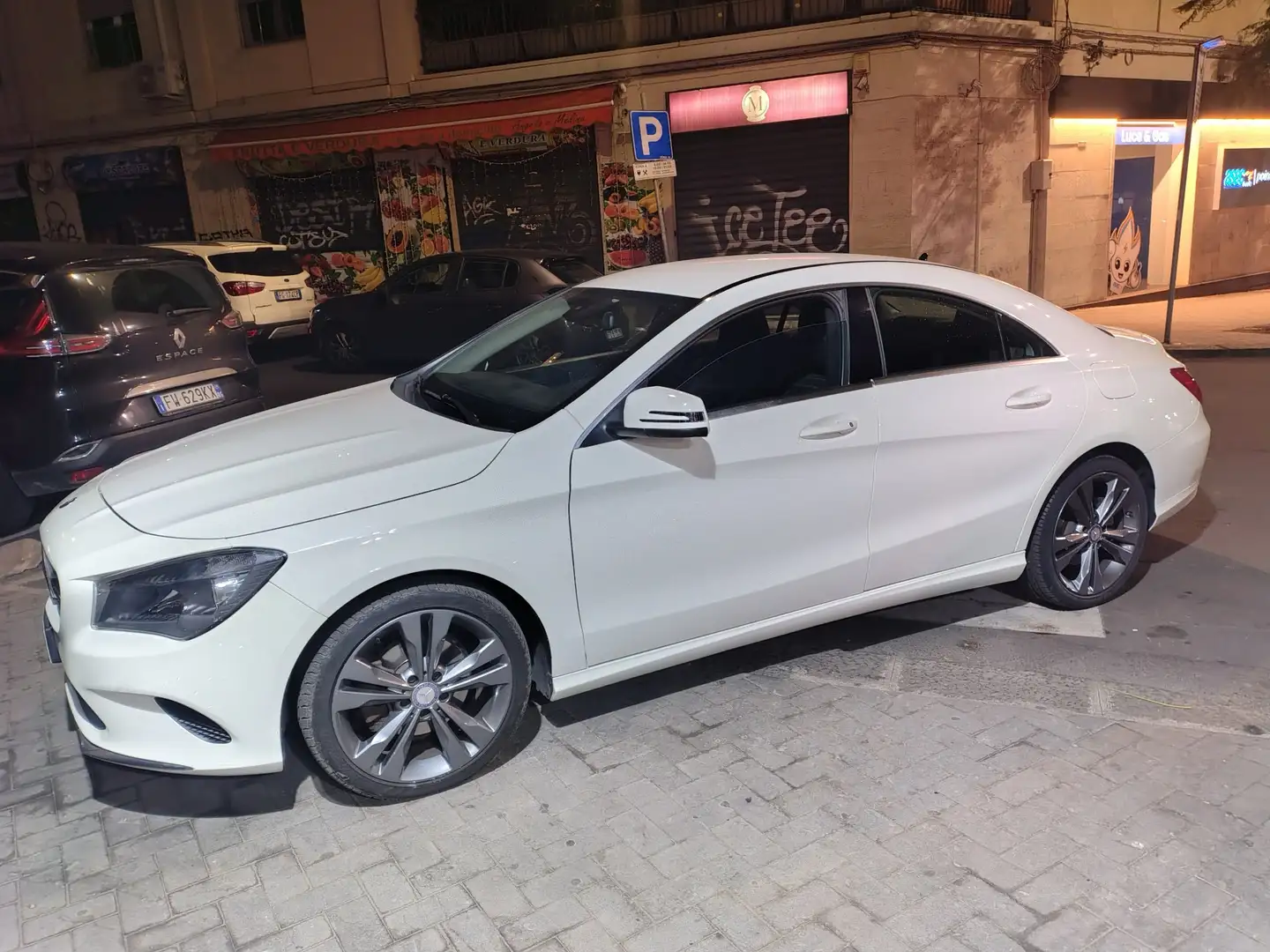 Mercedes-Benz CLA 200 d (cdi) Business auto - 2