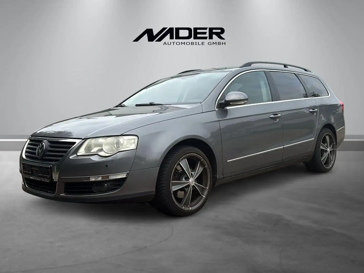 Volkswagen Passat Variant Comfortline 1.6 16V FSI Metallic Grau - 1