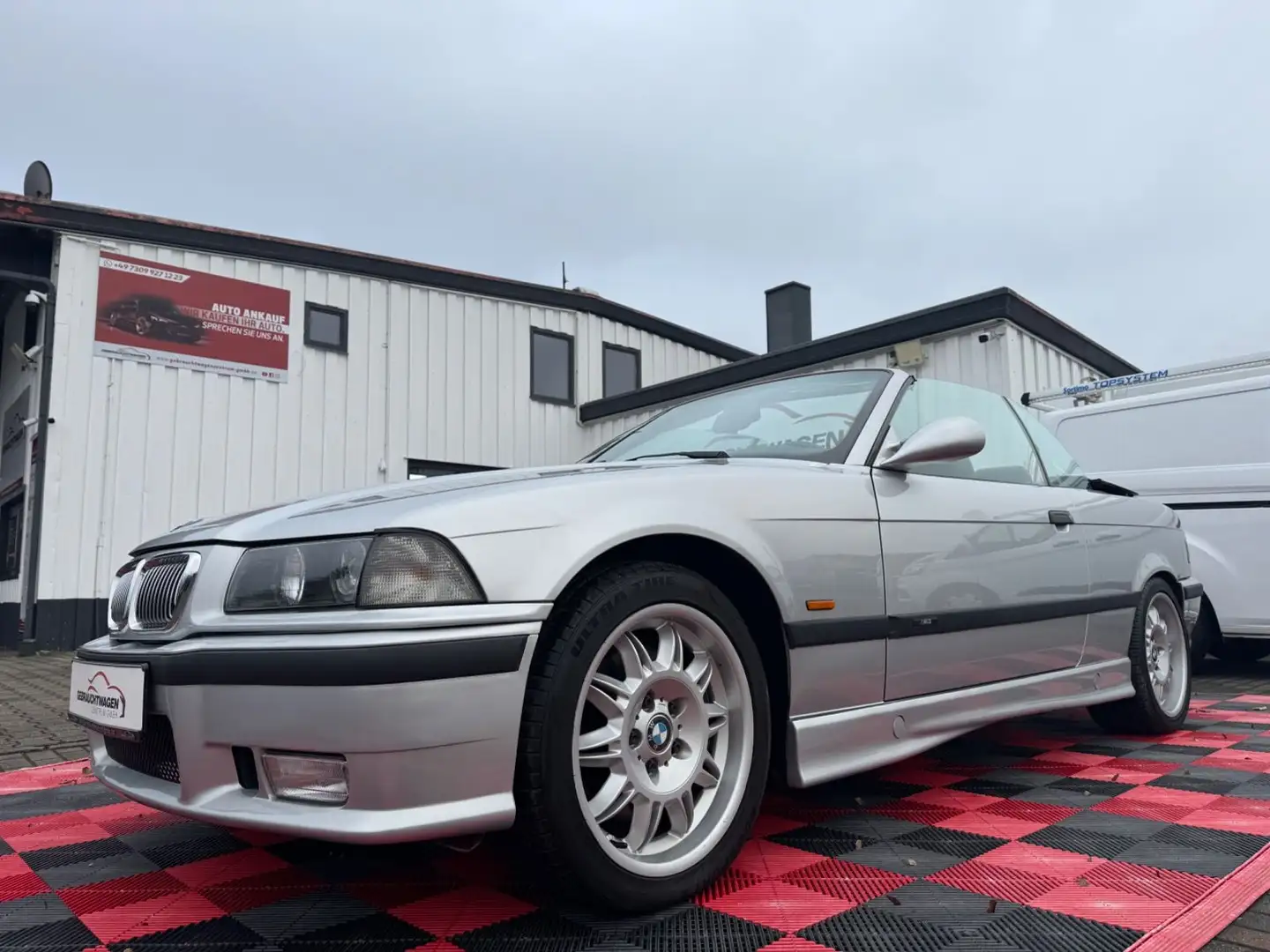 BMW M3 E36 3.2 Cabrio * Schalter * Argento - 1