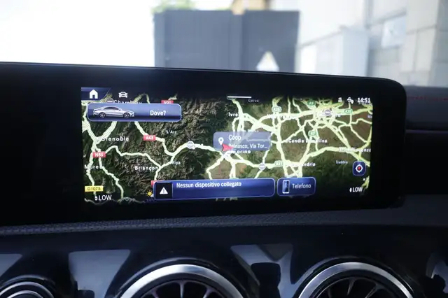 Mercedes-Benz Cla view 21
