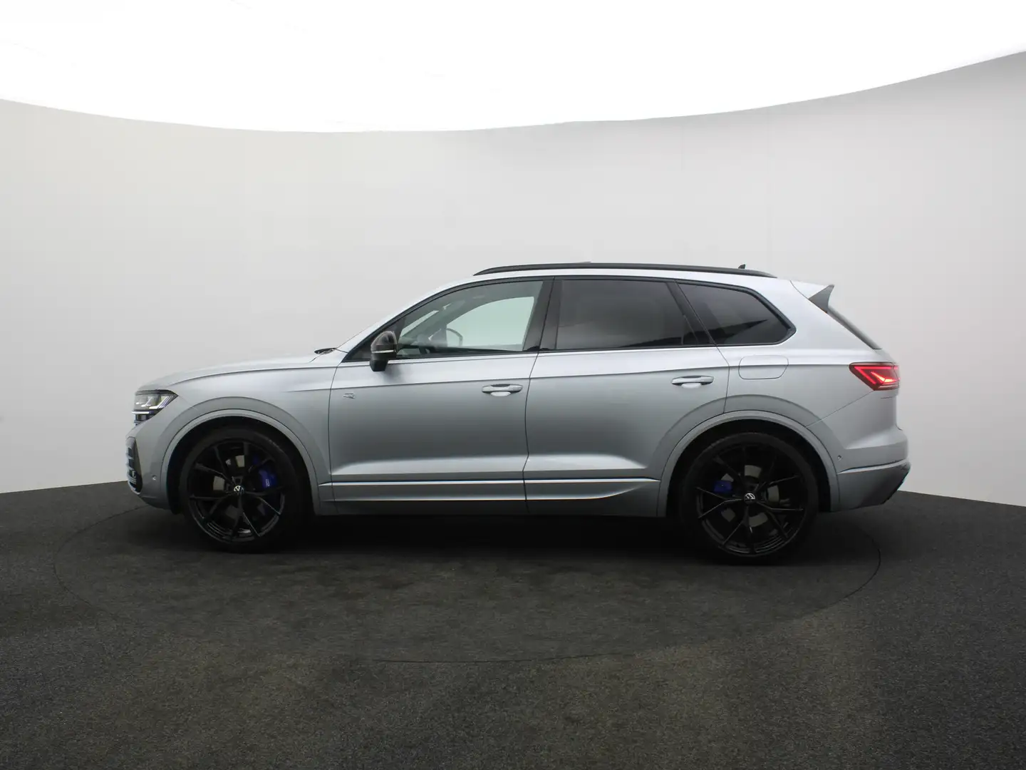 Volkswagen Touareg 3.0 TSI eHybrid 4MOTION 462pk R Gris - 2