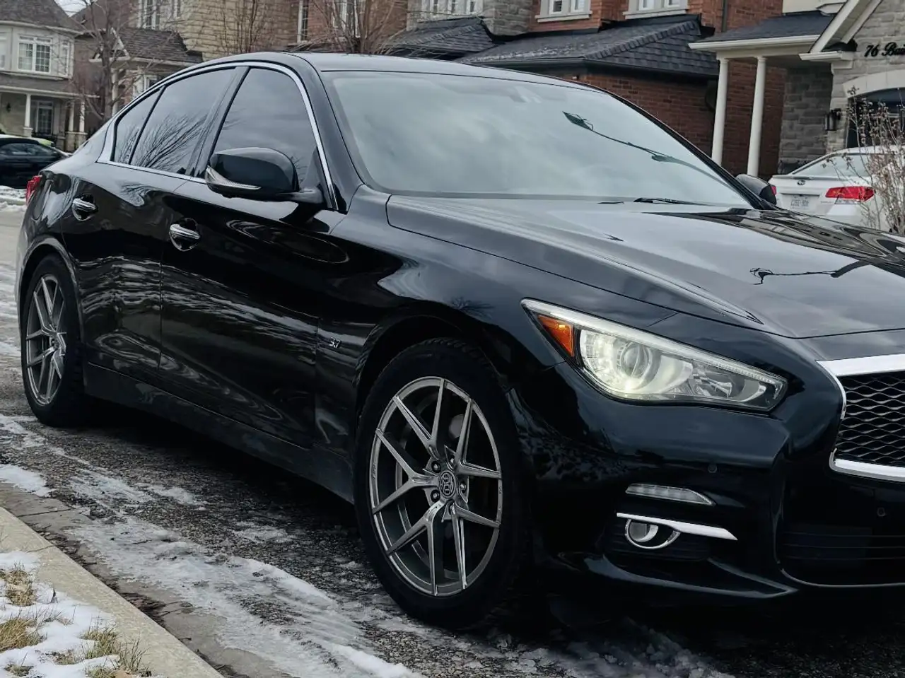 Infiniti Q50 снимка Infiniti Q50