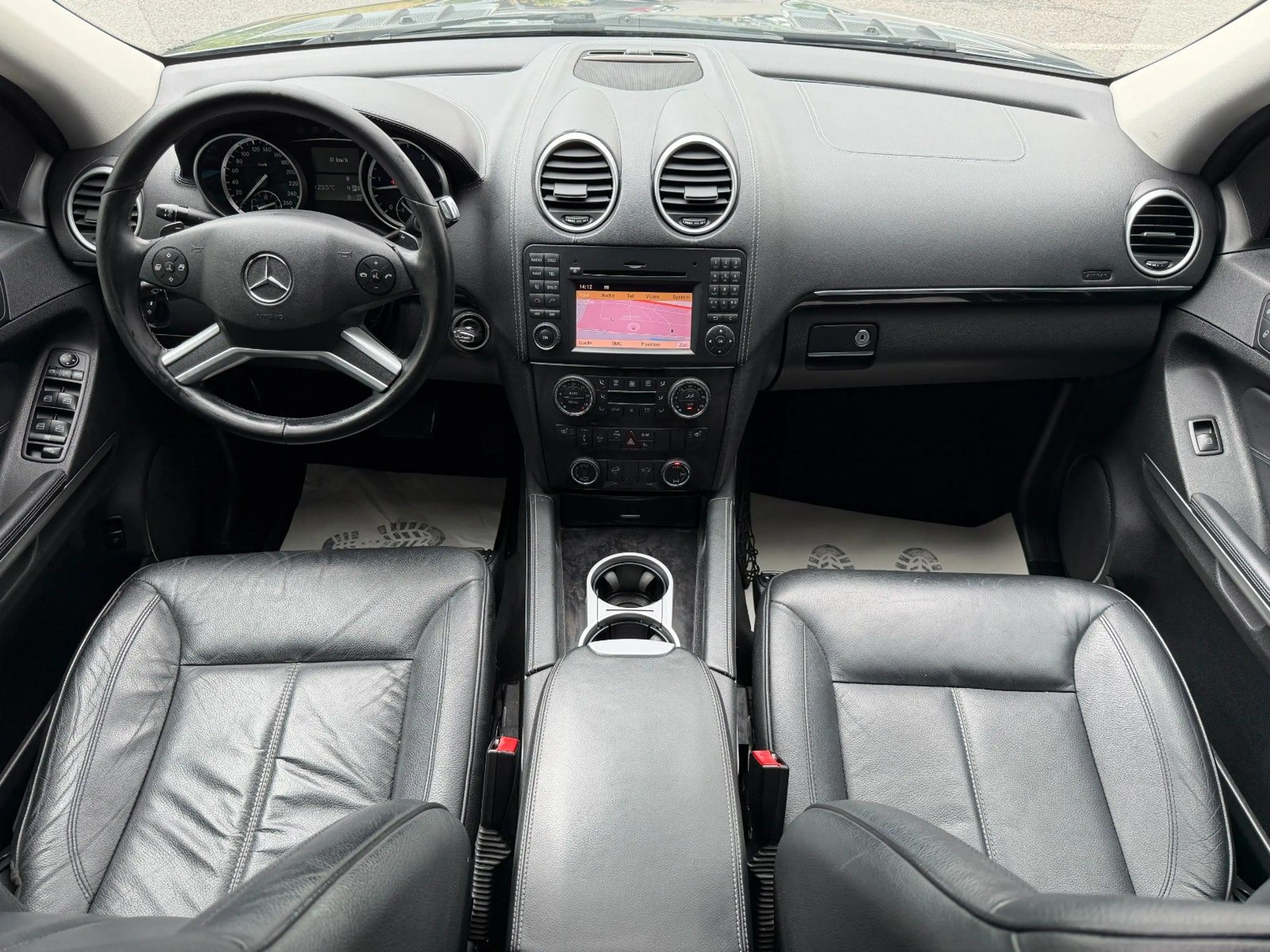 Mercedes-Benz GL 350 CDI 4Matic/AMG/Xenon/Navi/Kamera/1.Hand — photo 12