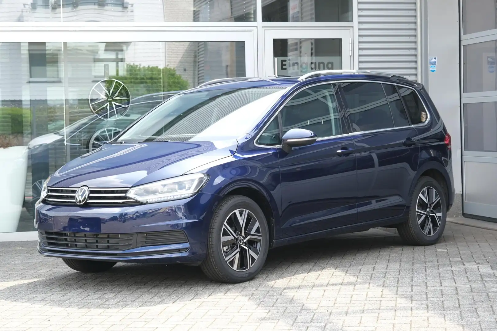 Volkswagen Touran 1.5 TSI DSG Edition 7-Sitze Navi Kamera LED Plu... Blauw - 1