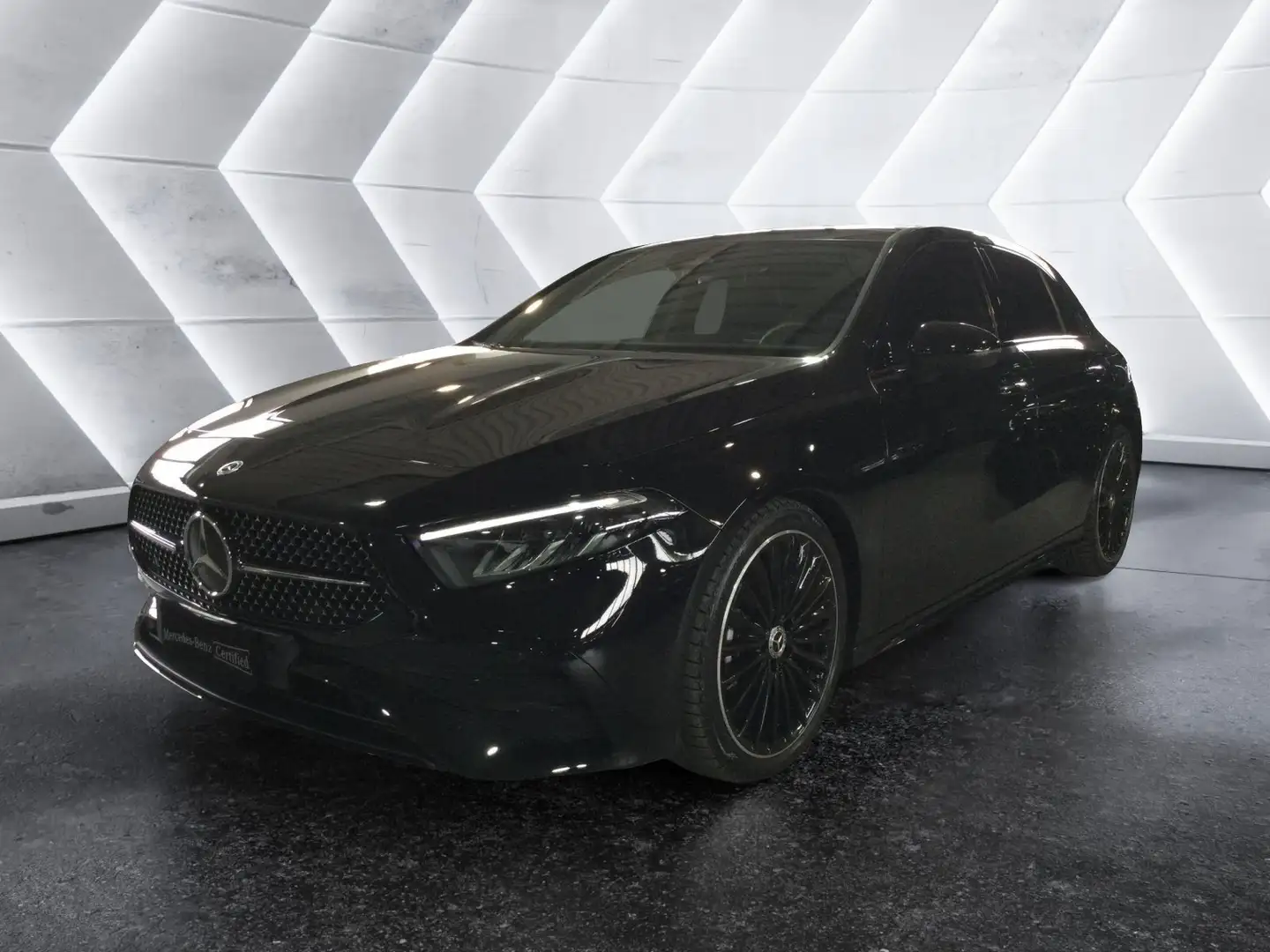 Mercedes-Benz A 180 A 180 d Automatic Premium AMG Line Noir - 1