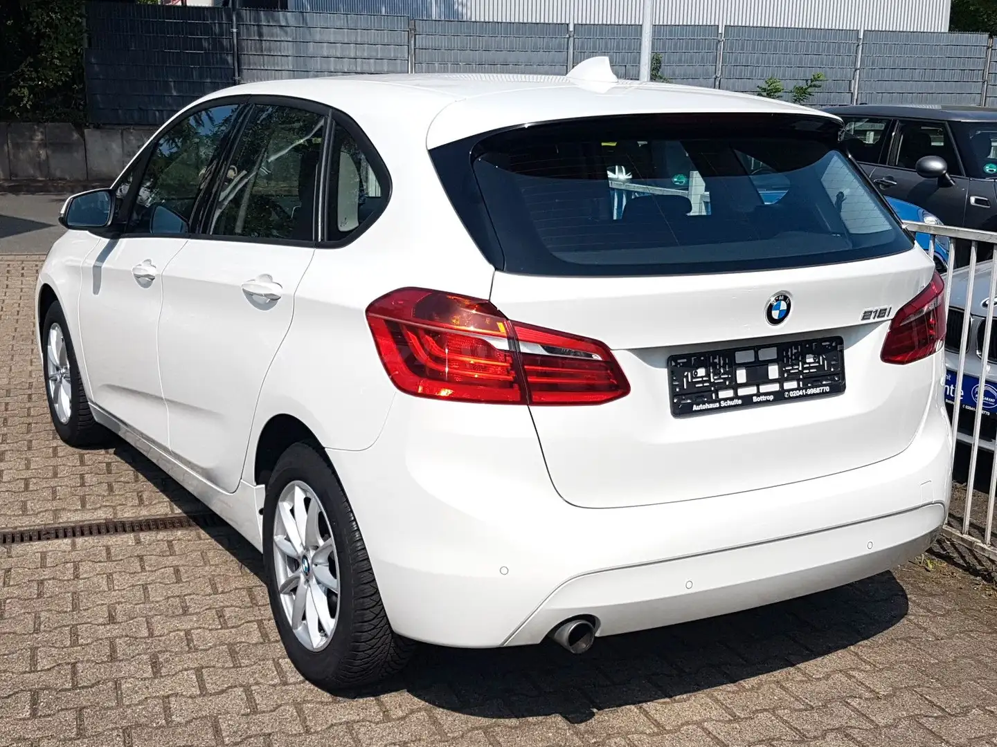BMW 216 Advantage Alu PDC Sitzheizung Weiß - 2