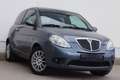 Lancia Ypsilon 1.2 8V Oro*Klima*86 TKm*PDC*ALU*ZV*Allwetterreifen Grau - thumbnail 3