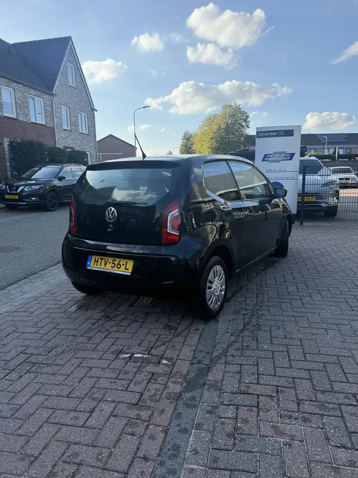 Volkswagen up!