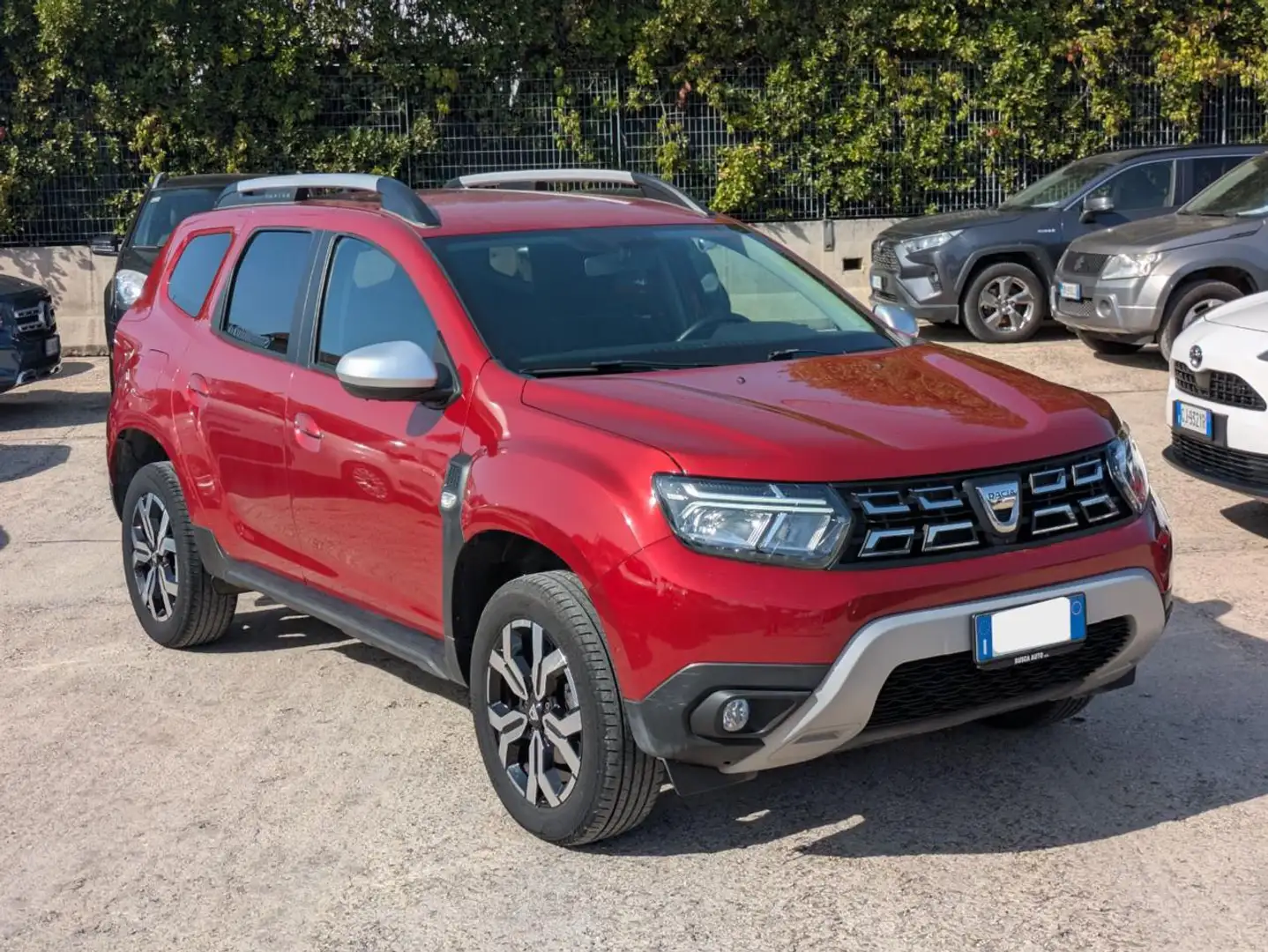 Dacia Duster PRESTIGE UP! 1.0 GPL 100cv CARPLAY TELECAMERA Rouge - 2