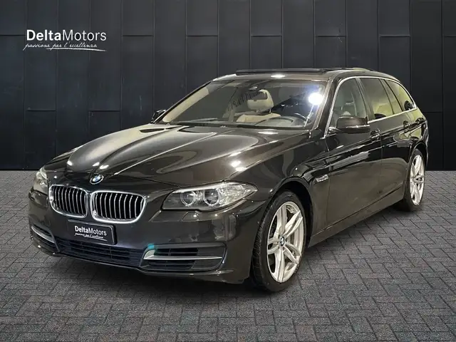 BMW 525 - 525d Touring xdrive Luxury auto E6