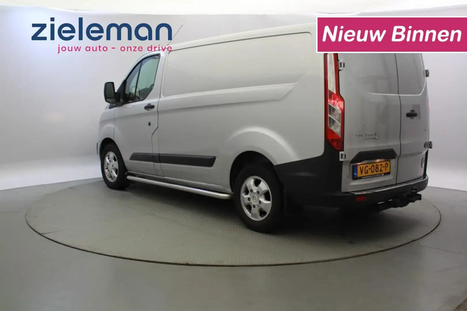 Ford Transit Custom 2.2 TDCI L1H1 270 - Airco, Cruise, Navi Zilver - 2