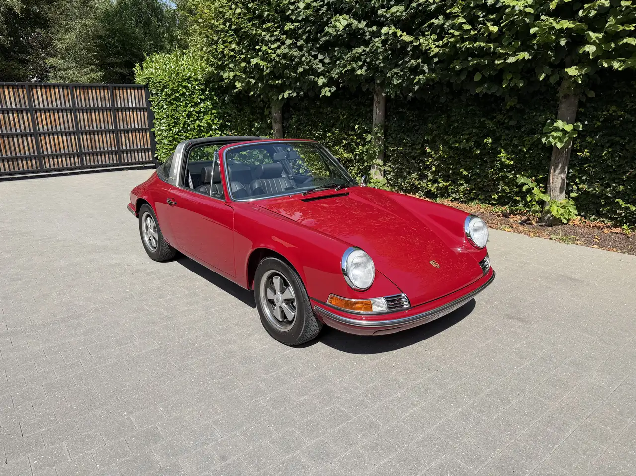 Porsche 911 T Targa, foto 1