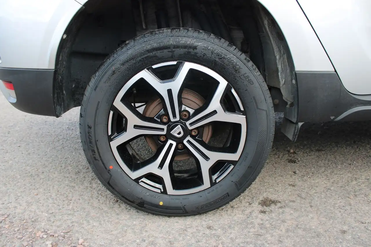 Dacia Duster — photo 6