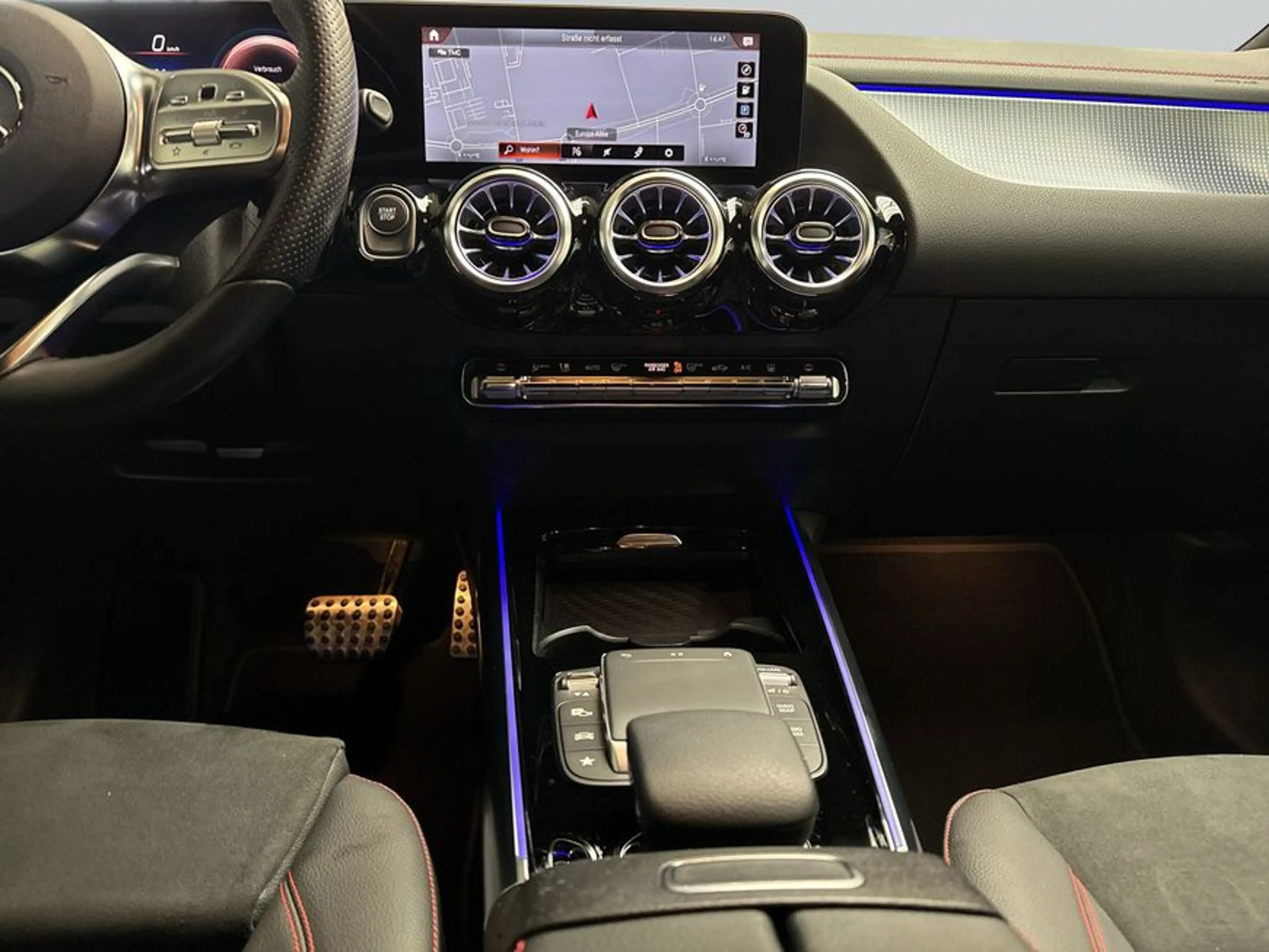 Mercedes-Benz EQA 250 EQA — photo 15