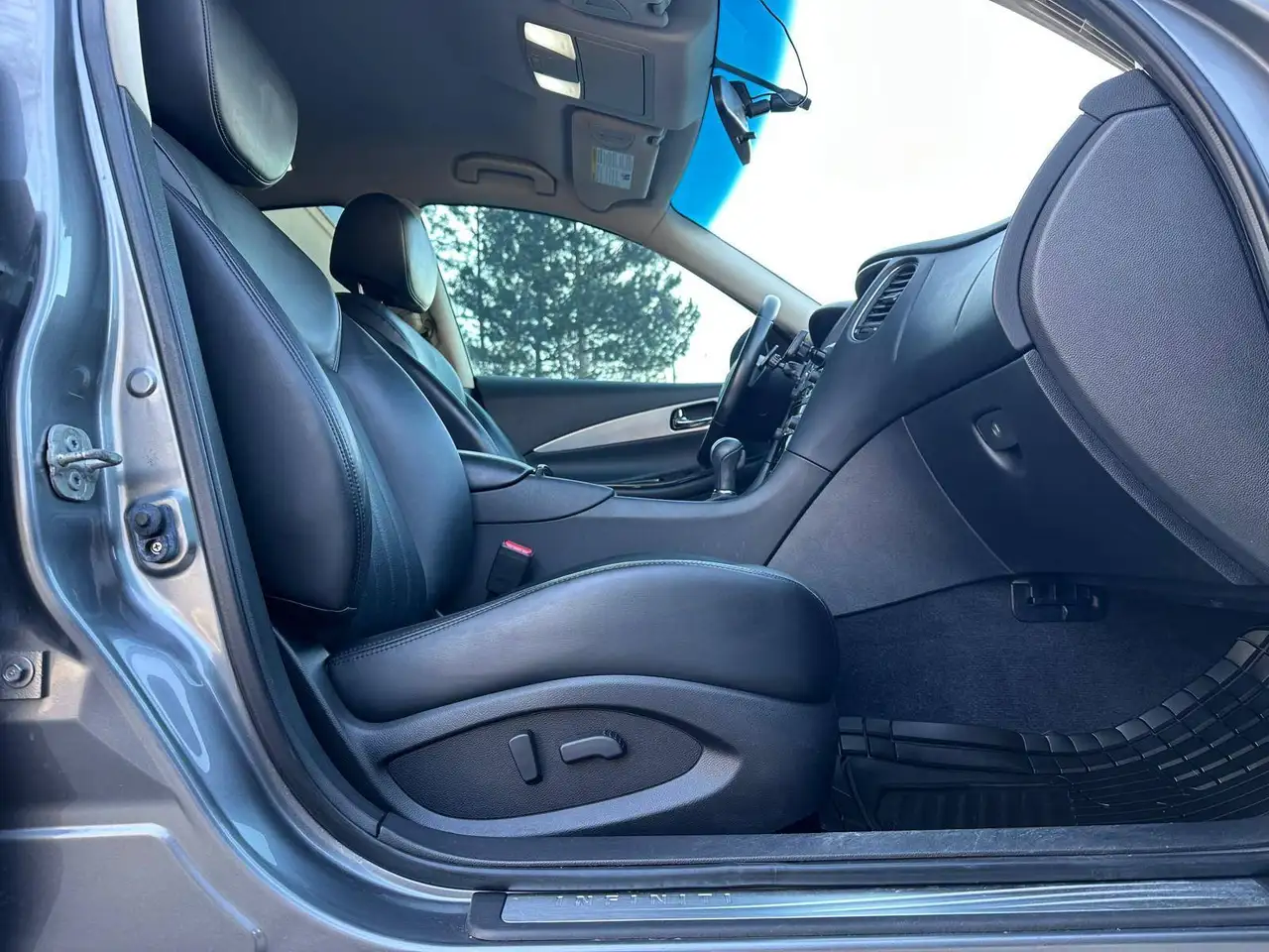 Infiniti QX50 снимка Infiniti QX50