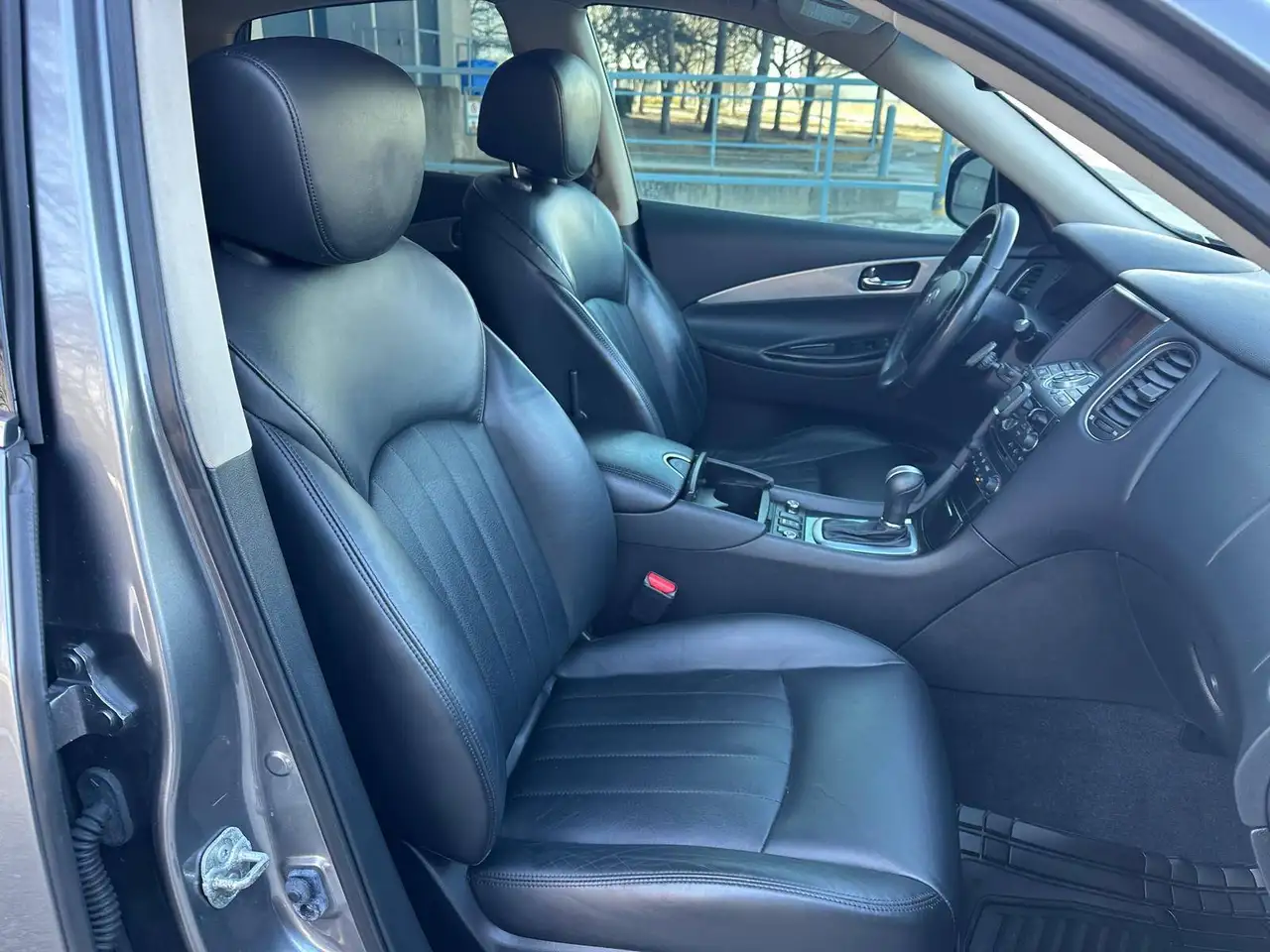 Infiniti QX50 снимка Infiniti QX50