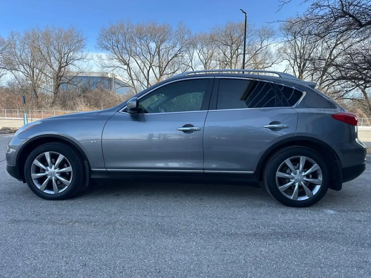 Infiniti QX50 снимка Infiniti QX50