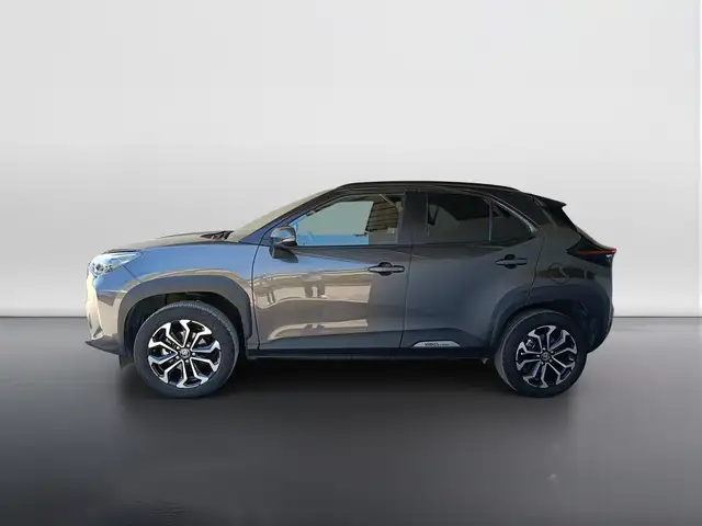 Toyota Yaris Cross view 6