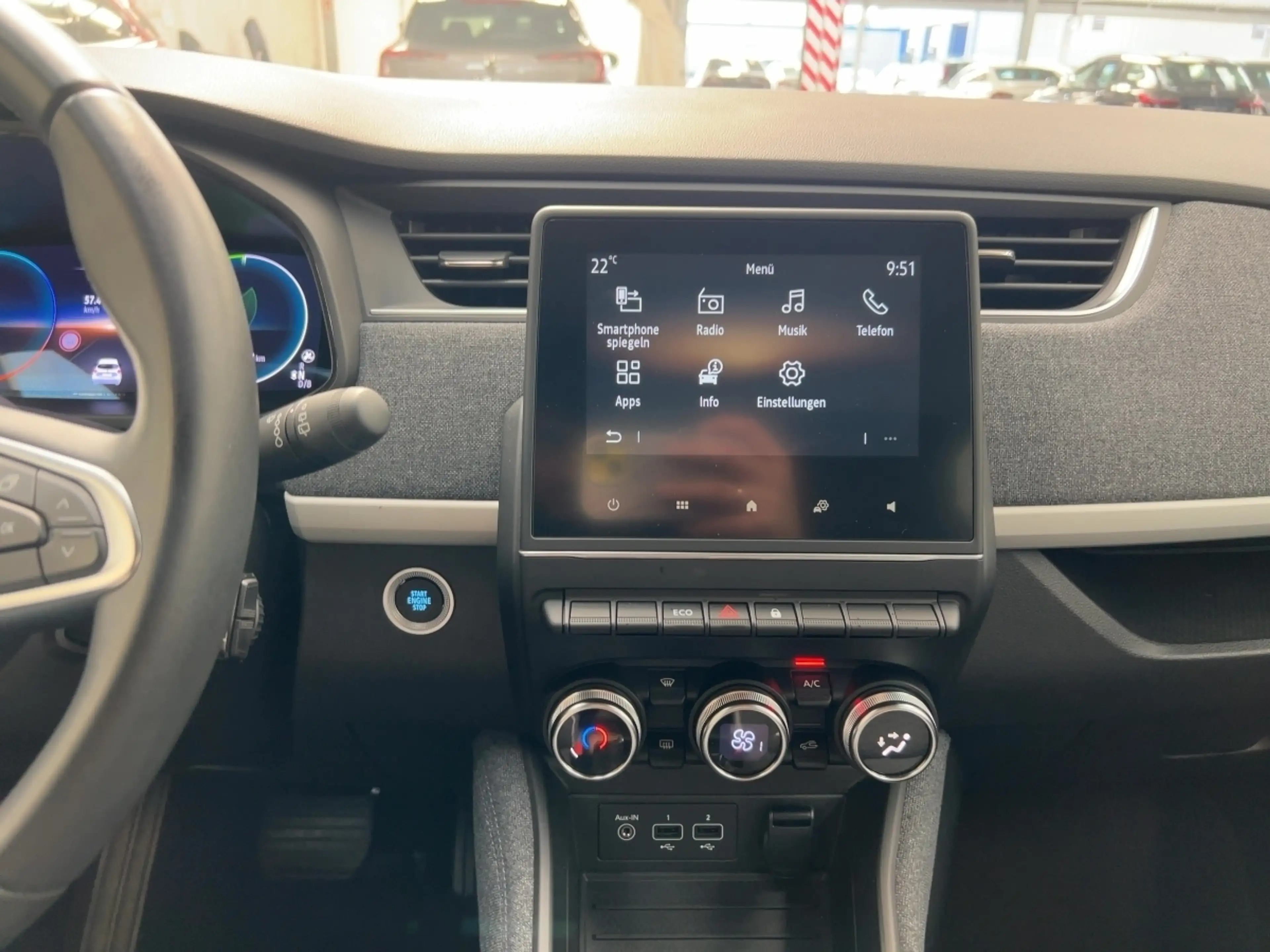 Renault ZOE Evolution EV50 110 — photo 12