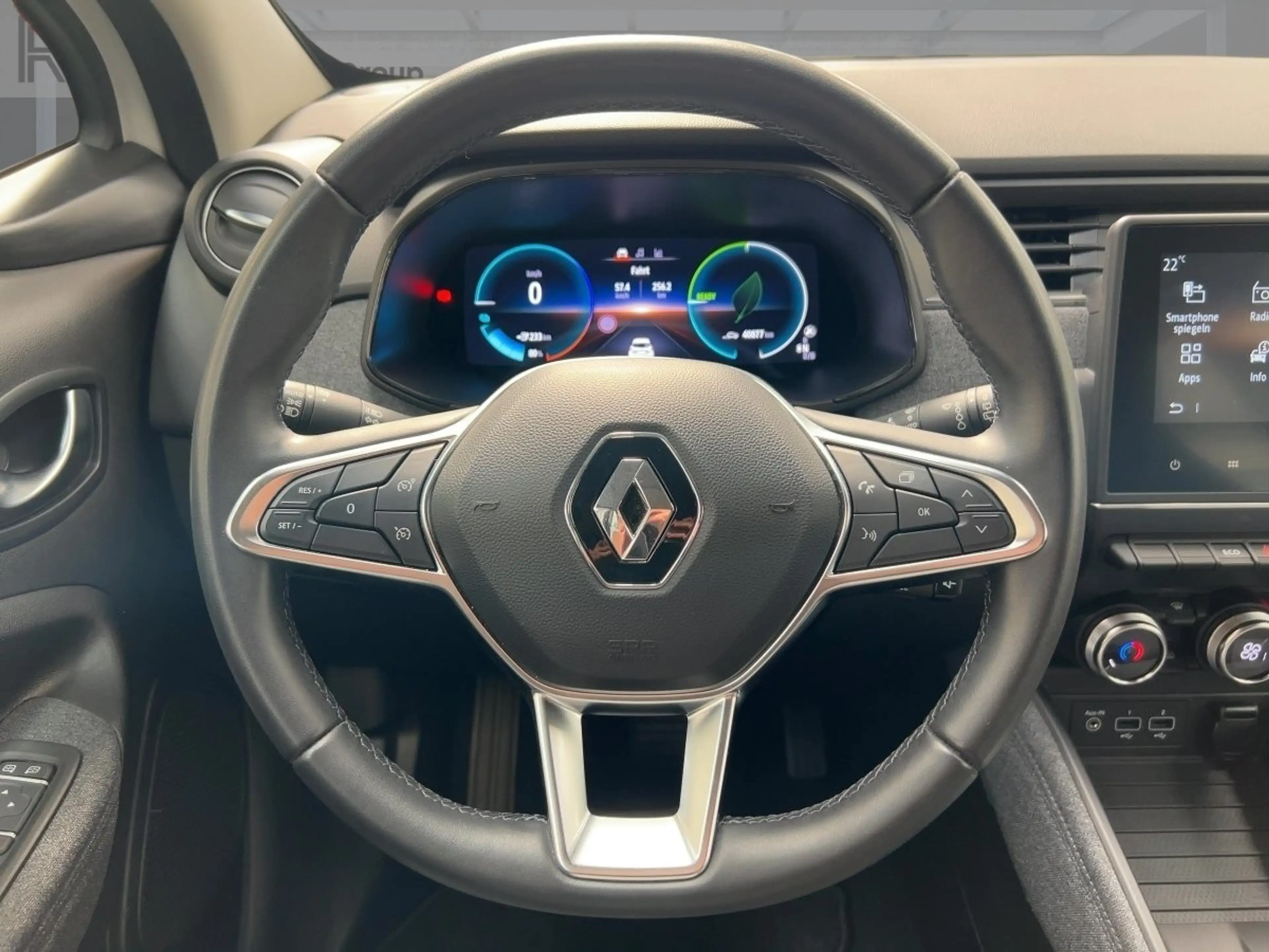 Renault ZOE Evolution EV50 110 — photo 11