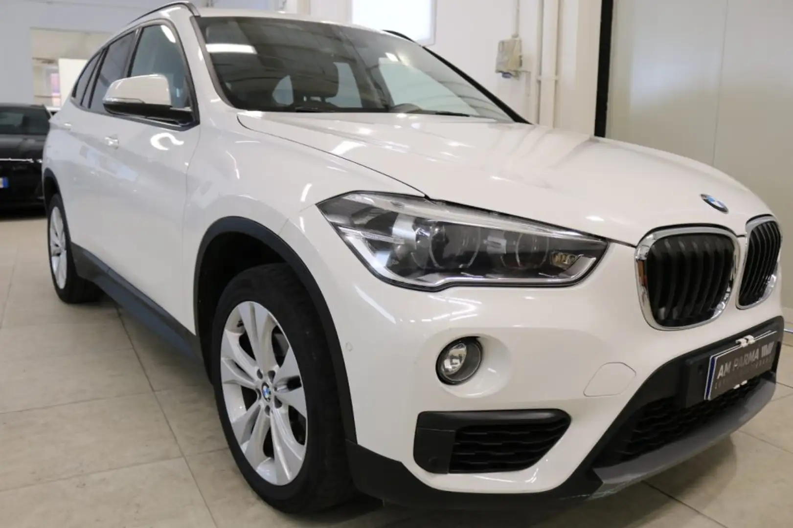 BMW X1 xDrive18d Business KM CERTIFICATI Bianco - 1