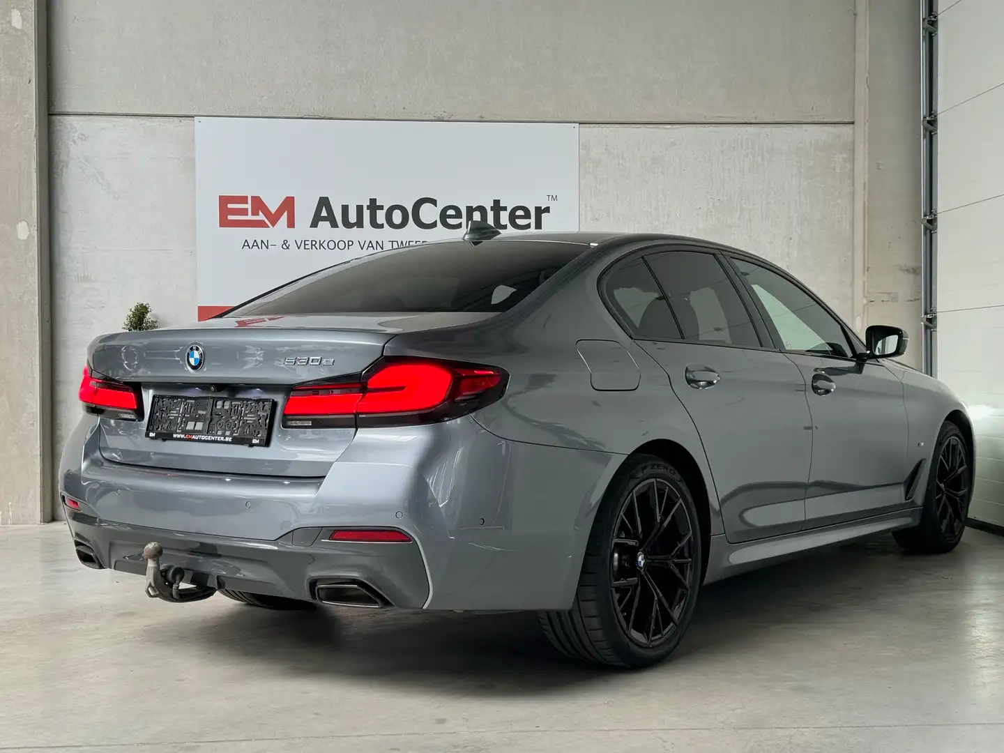 BMW 530 e PHEV M-Pack Shadow CAM-LED-Acc-Model 2021-BTW in Grey - 2