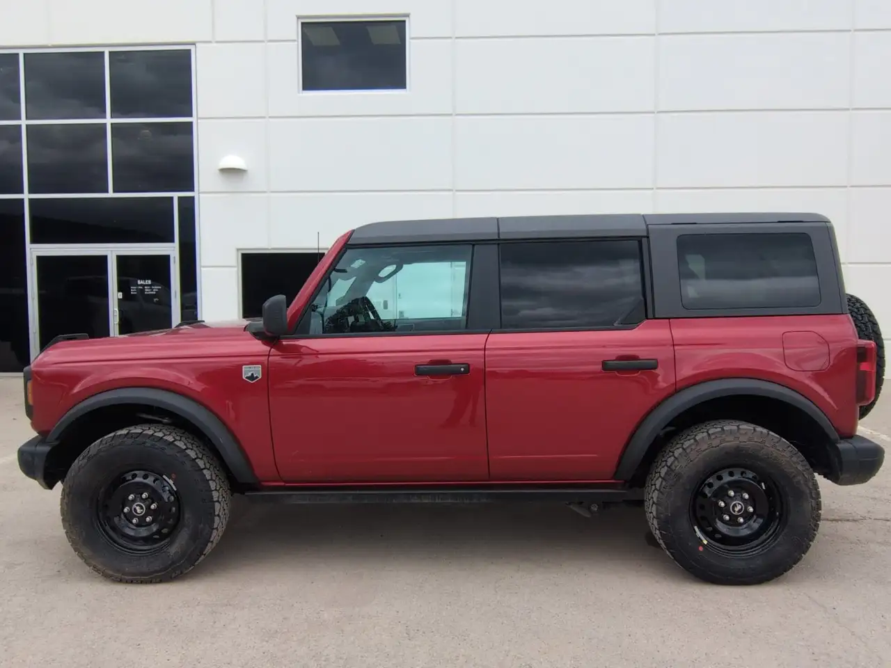 Ford Bronco снимка Ford Bronco