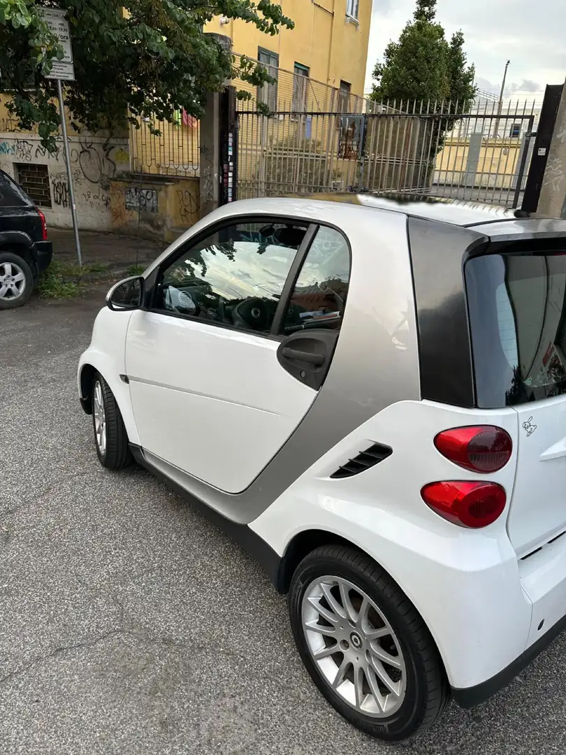 smart forTwo smart fortwo Beyaz - 2