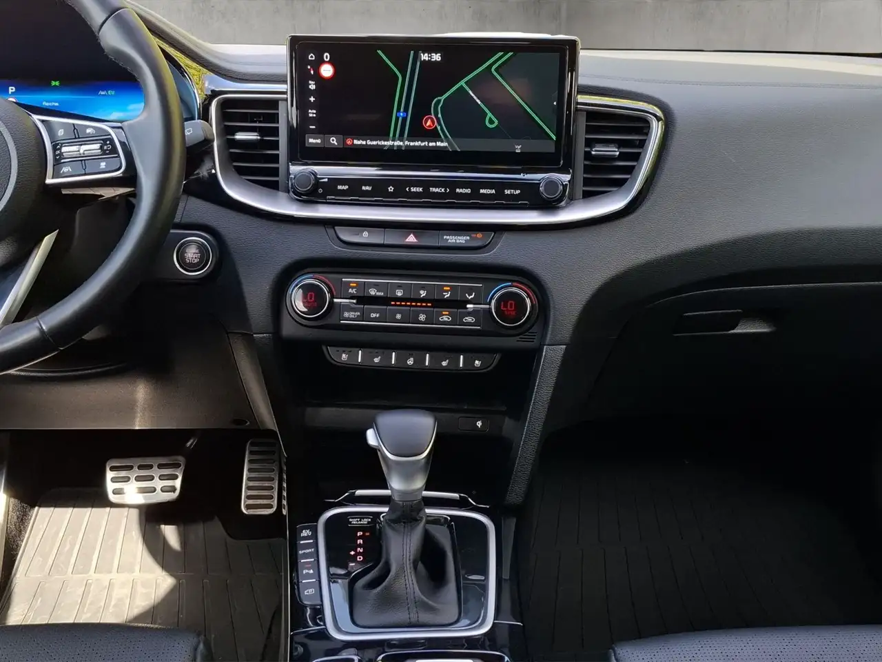 Kia Ceed SW PHEV Platinum 77kW, миниатюра 13