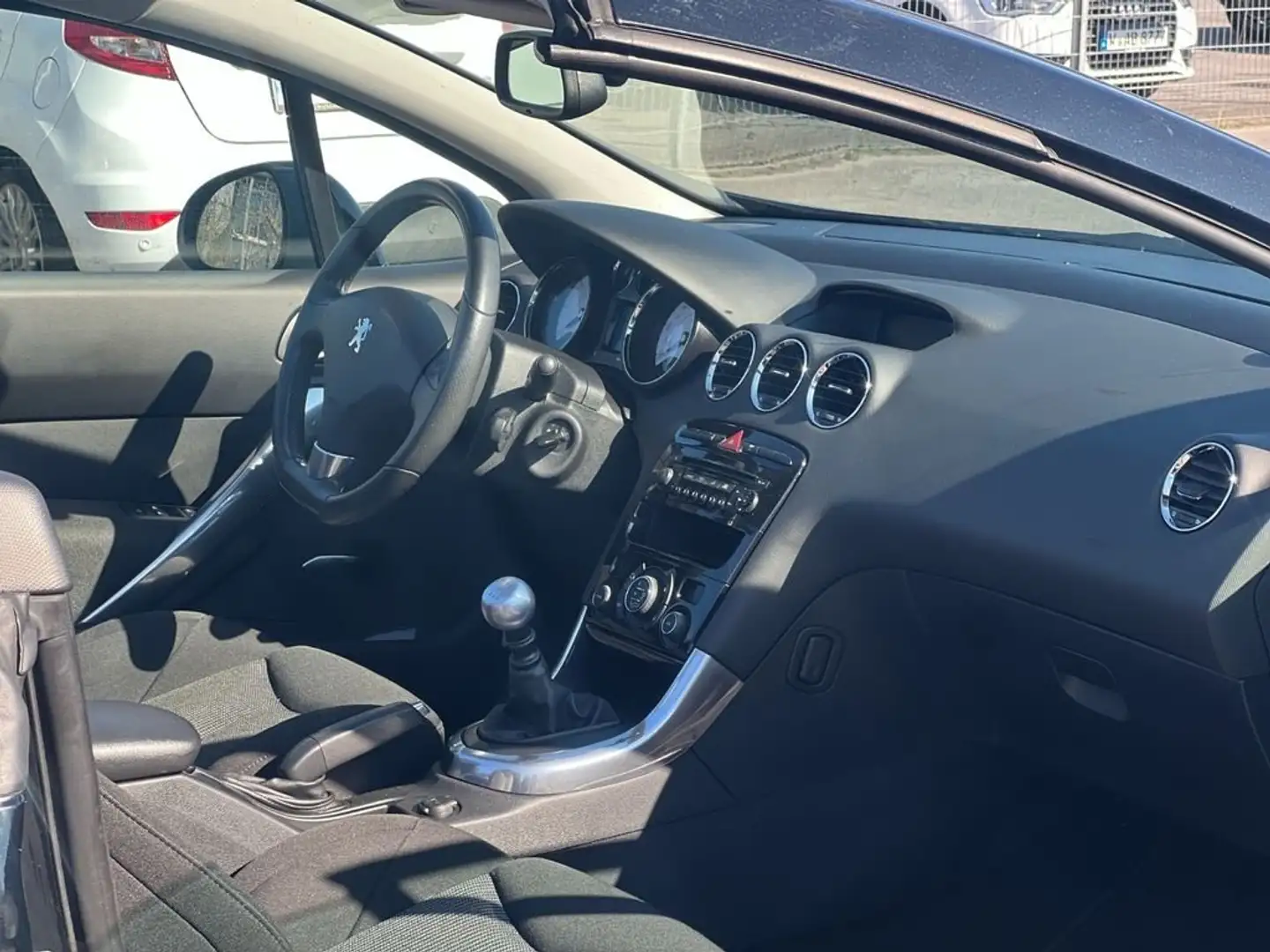 Peugeot 308 308 HDi FAP 140 Premium Noir - 2