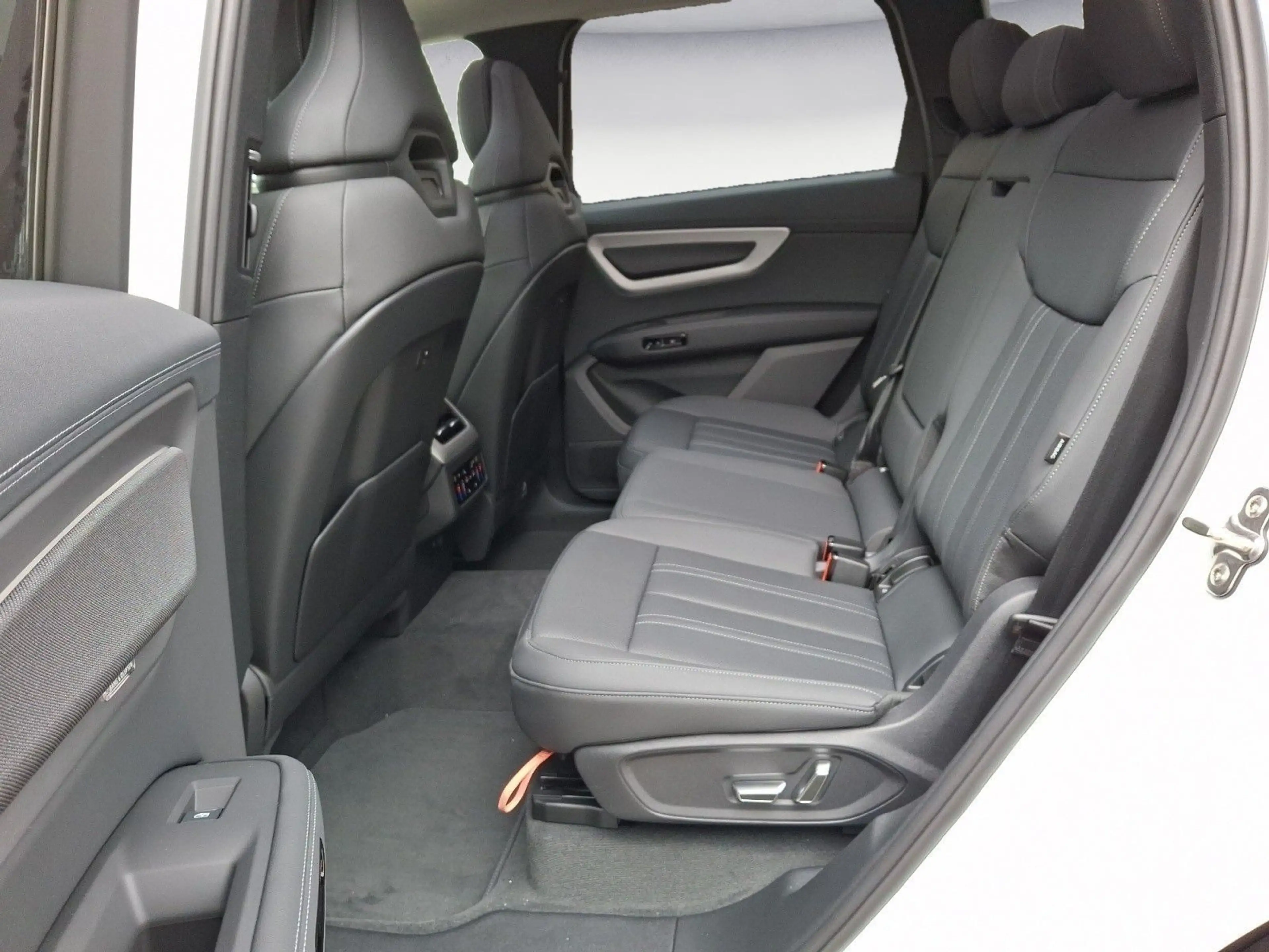 Audi Q7 SUV TDI quattro 220(299) KW(PS) tiptronic — photo 12