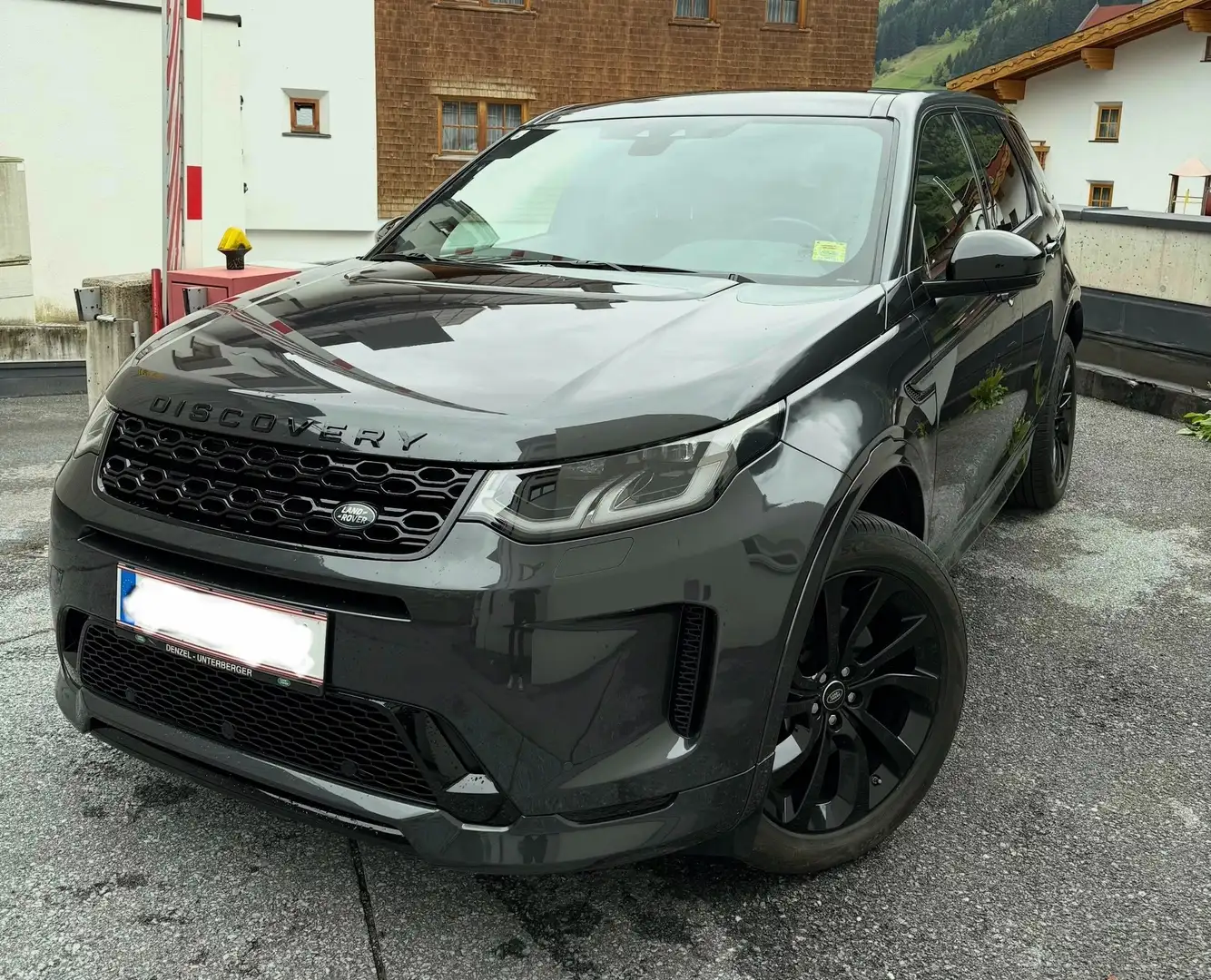 Land Rover Discovery Sport Discovery Sport D180 4WD Aut. R-Dynamic R-Dynamic Grau - 1